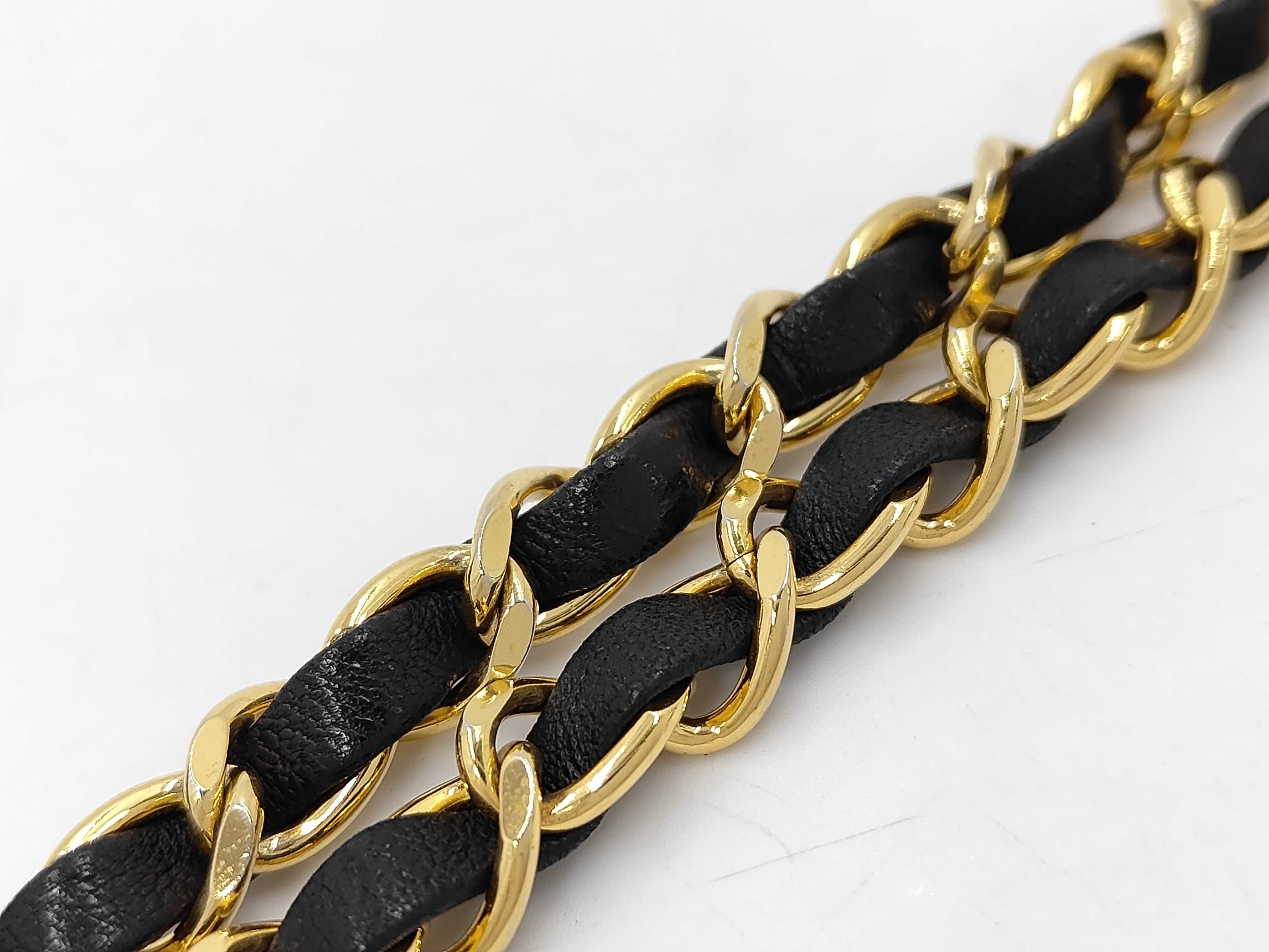 Matelassé Lambskin Chain Shoulder Bag — view 4