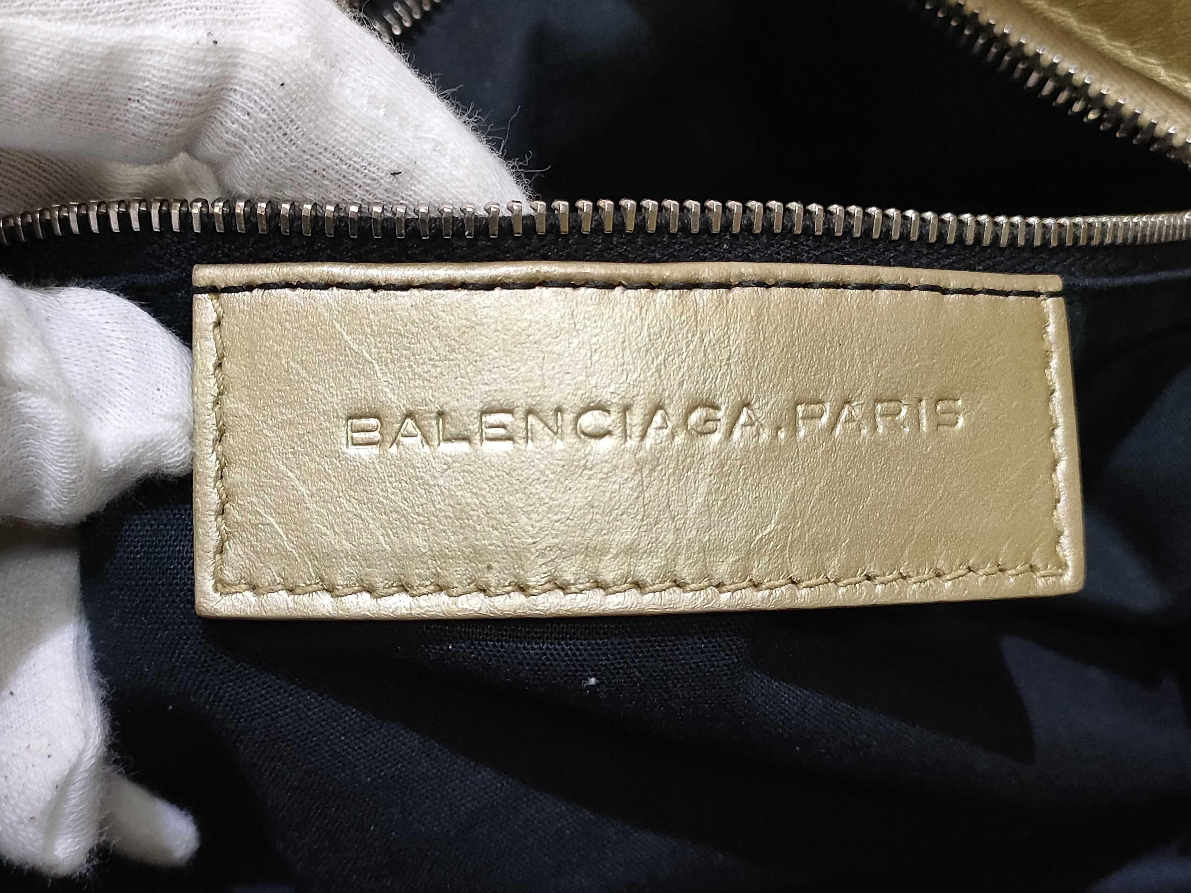 PH - Classic City Metallic Gold Leather Handbag — view 11