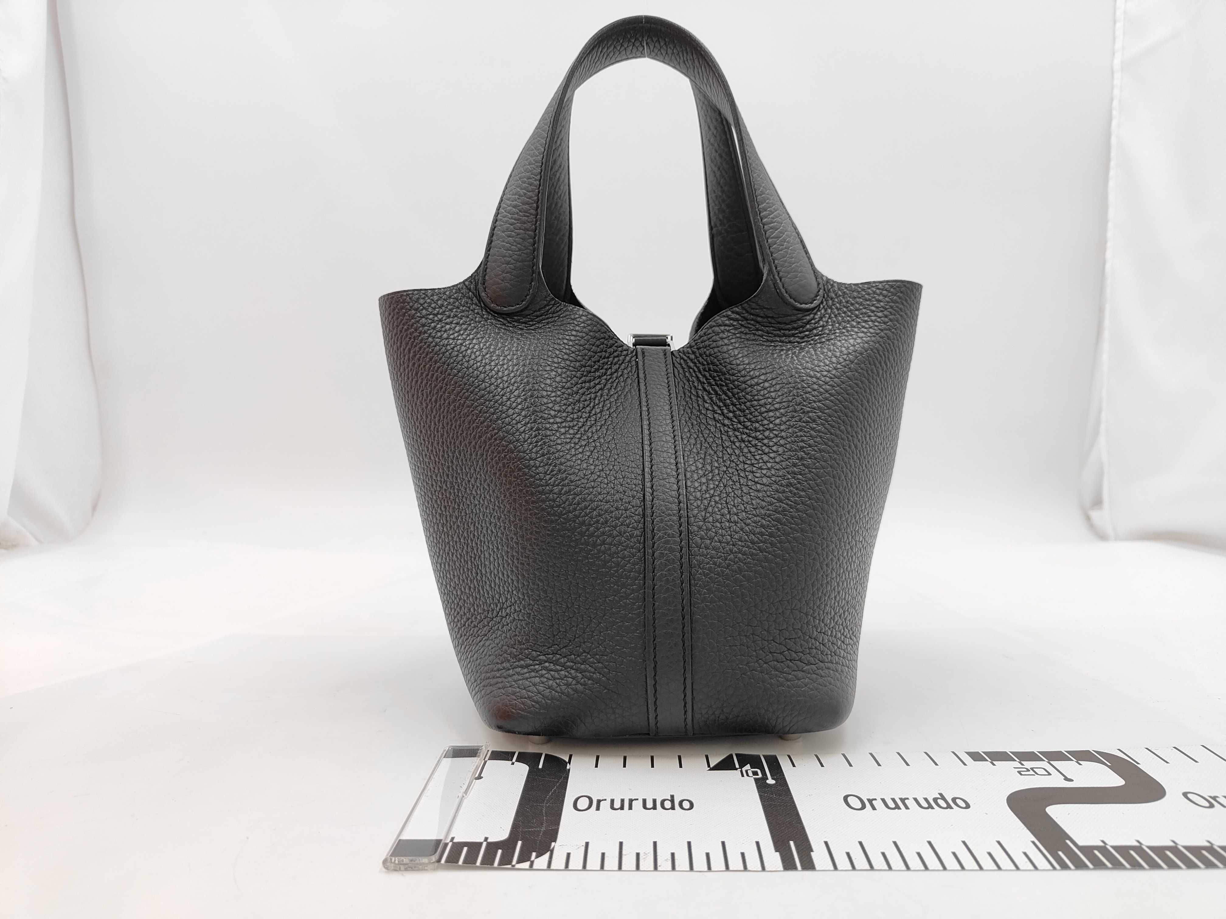 Picotin Lock PM Taurillon Leather, Black, W Stamp, 2024, Box, Dust Bag, Padlock, Key, Handbag — view 2