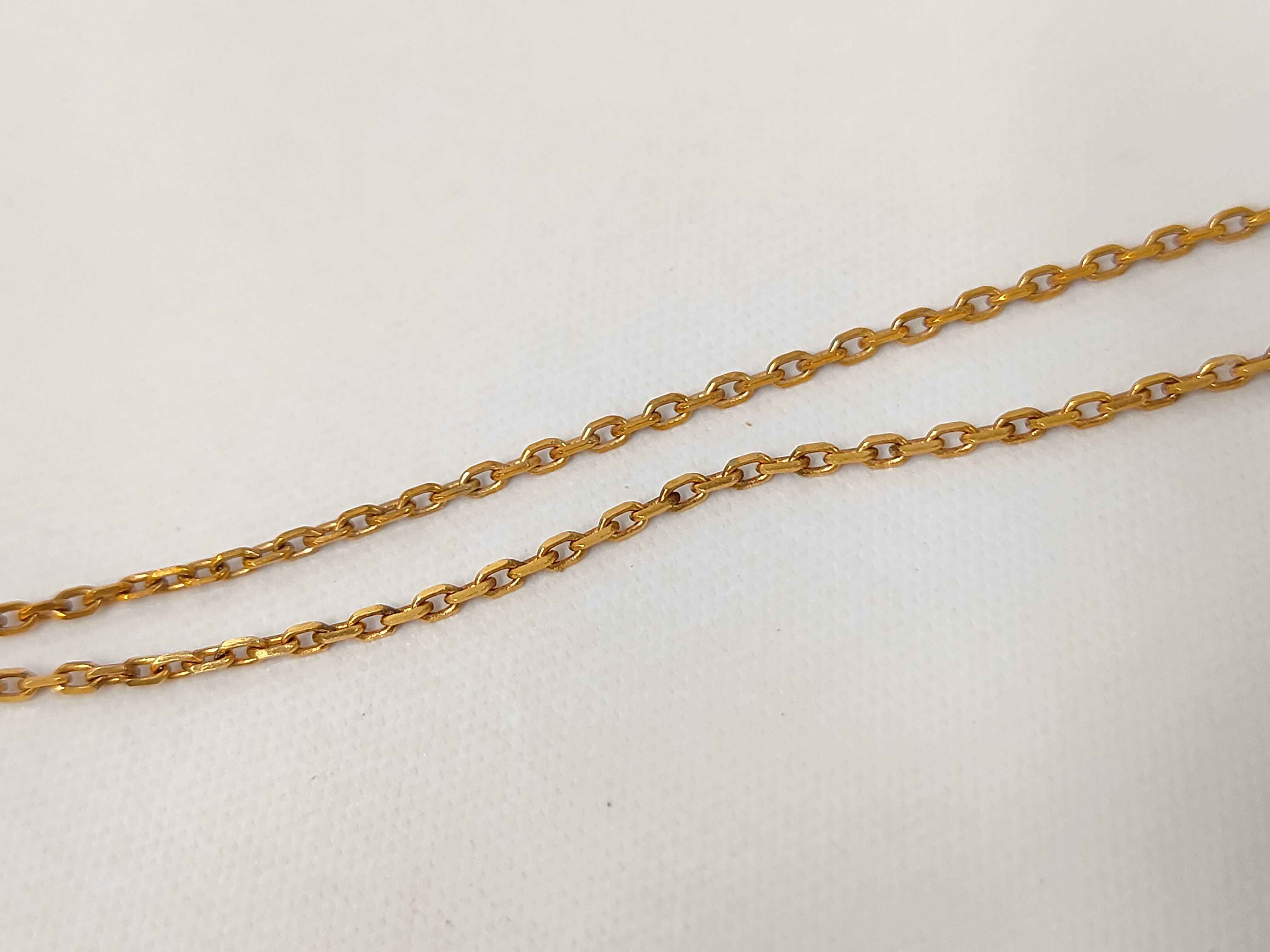 Mini Pop H Necklace — view 4