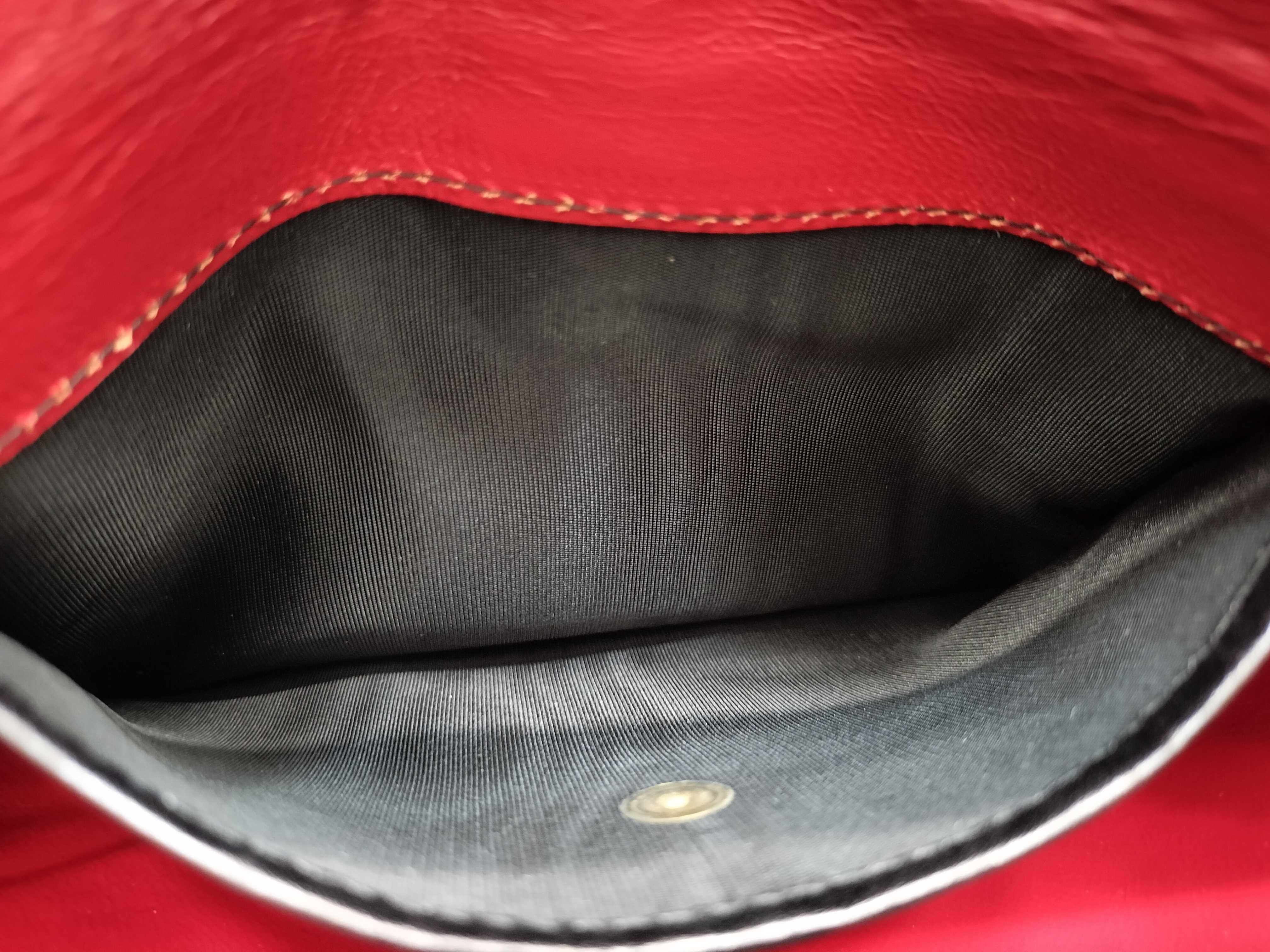 Old Gucci Old Turnlock Leather Handbag — view 12