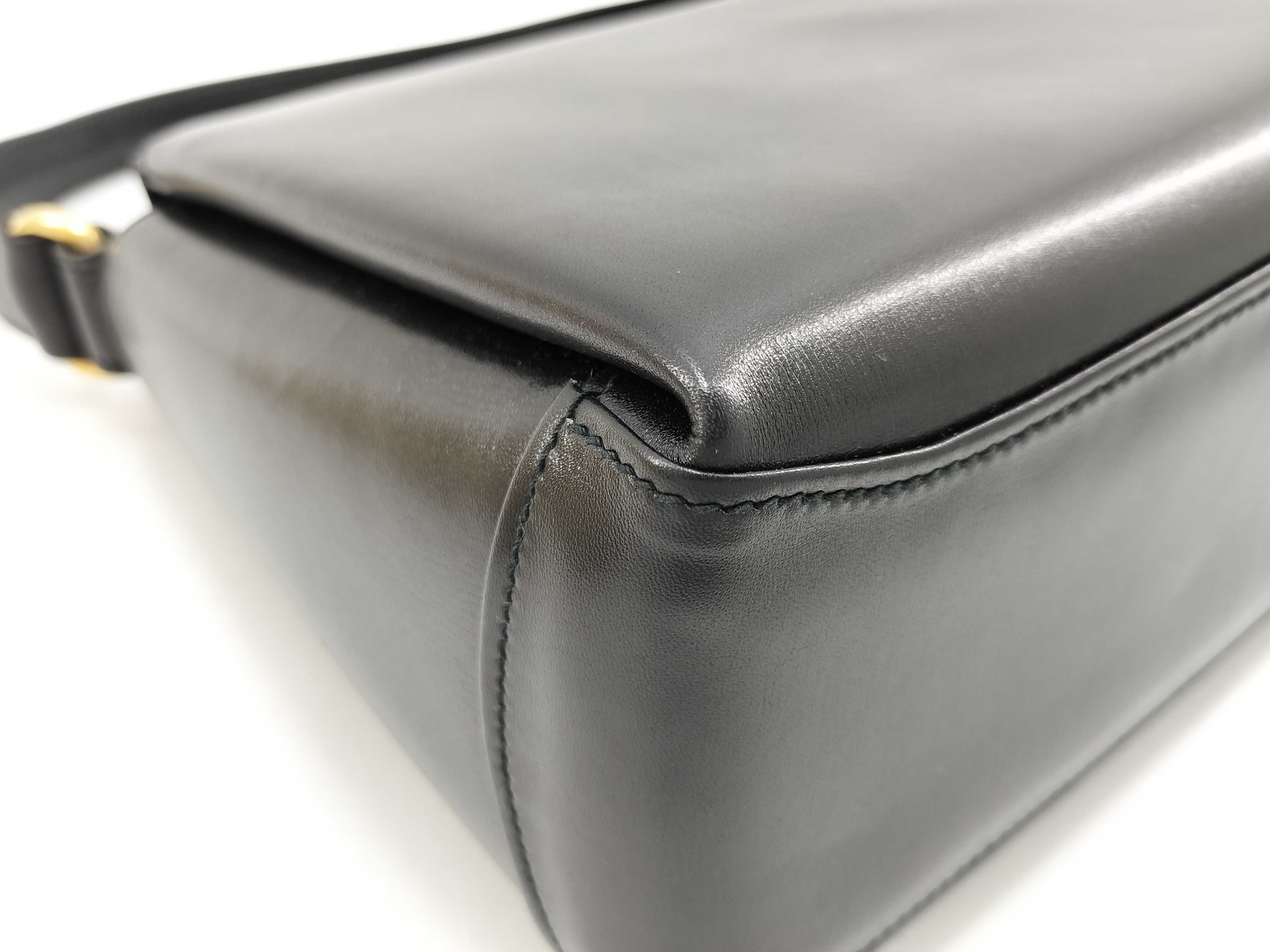 Old Gucci Old Turnlock Leather Handbag — view 4