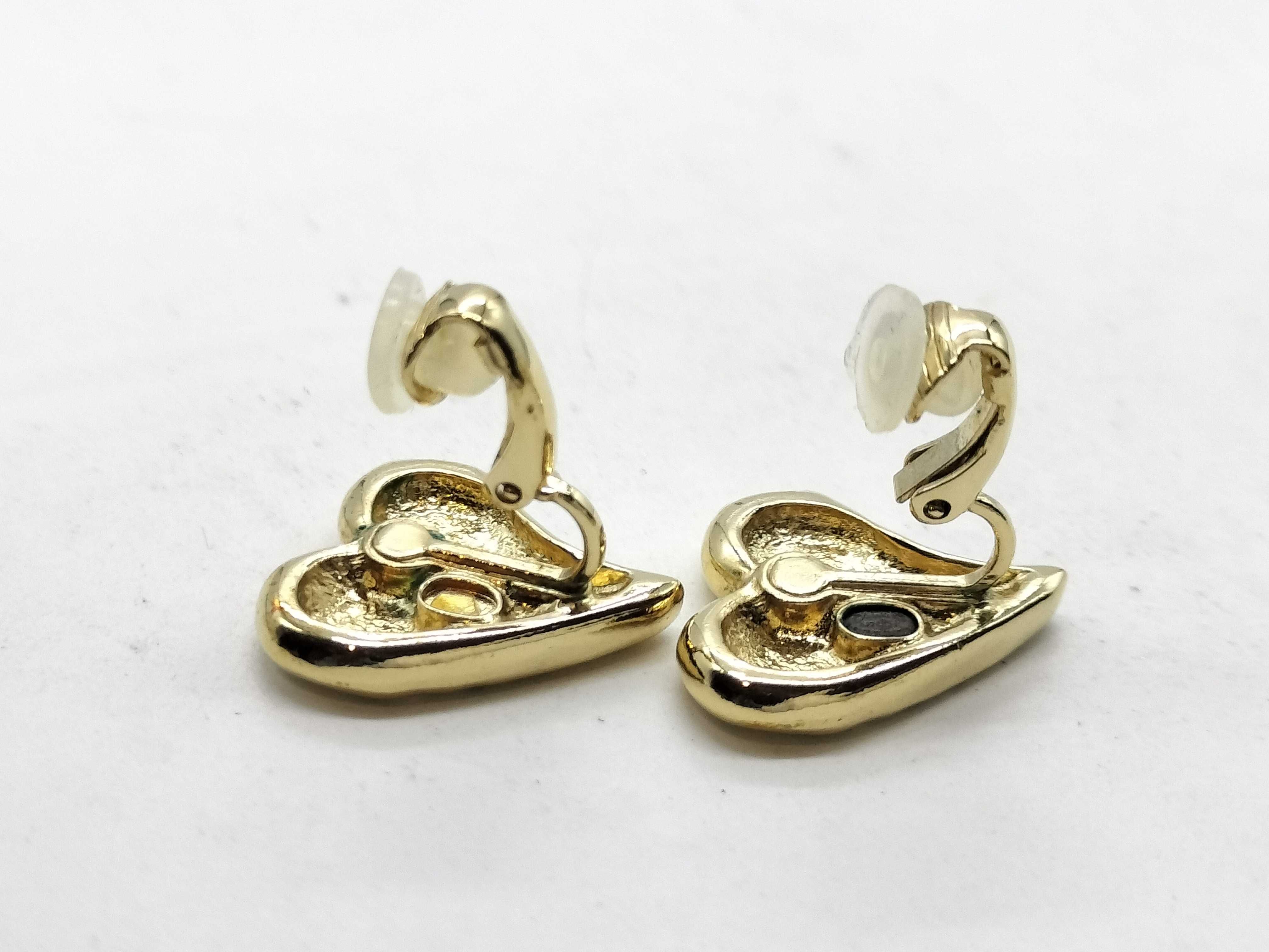 Heart Earrings A22P Coco Mark Earrings — view 4