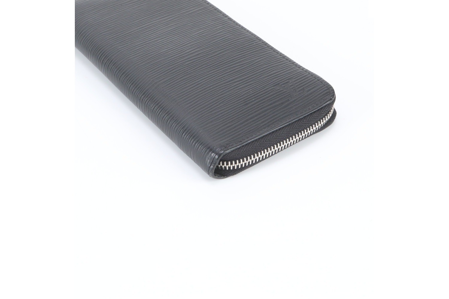 Epi Zippy Wallet Vertical M60965 Leather Long Wallet — view 3