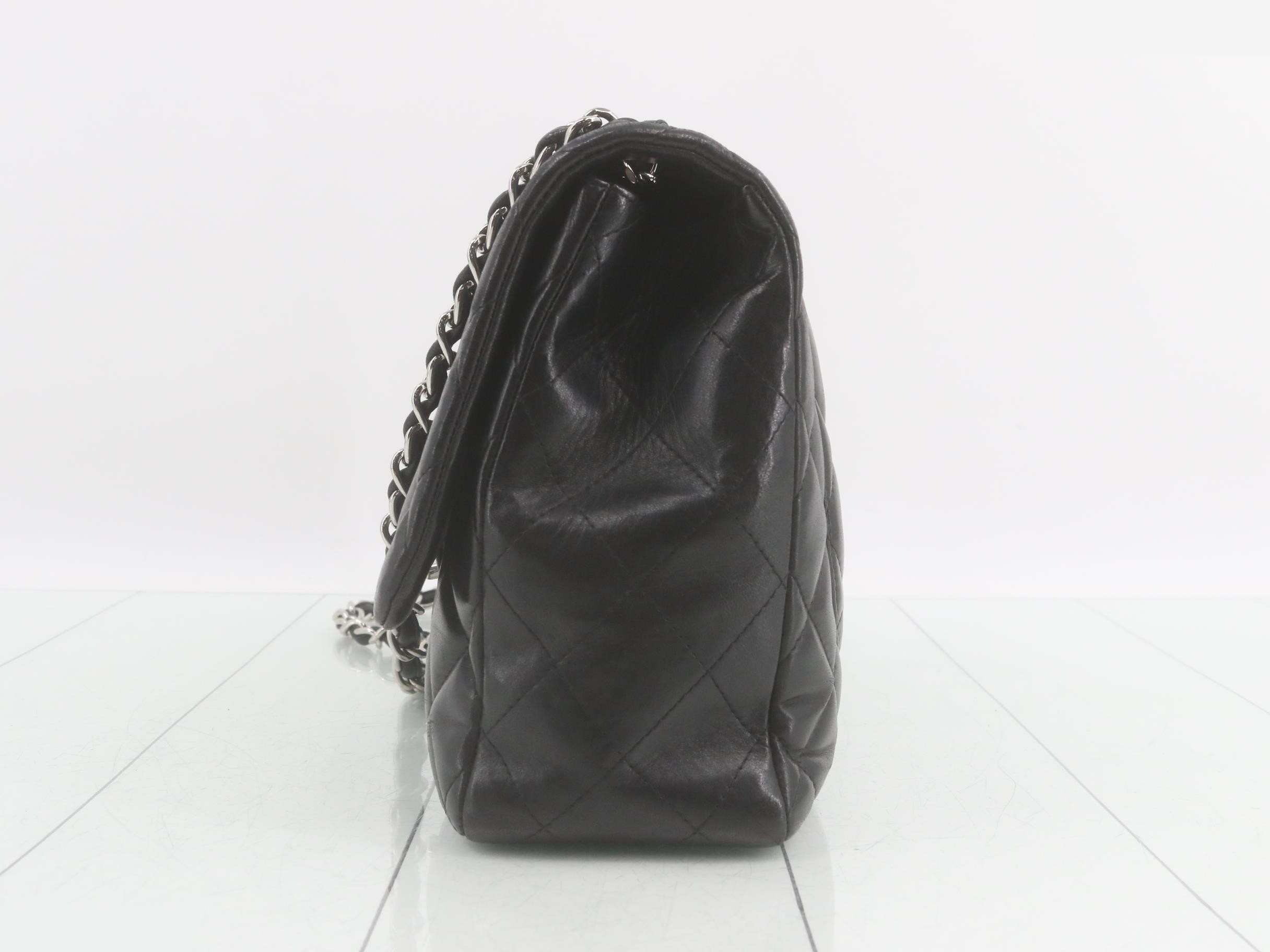 Large Matelassé 30 Lambskin Double Chain Shoulder Bag — view 3