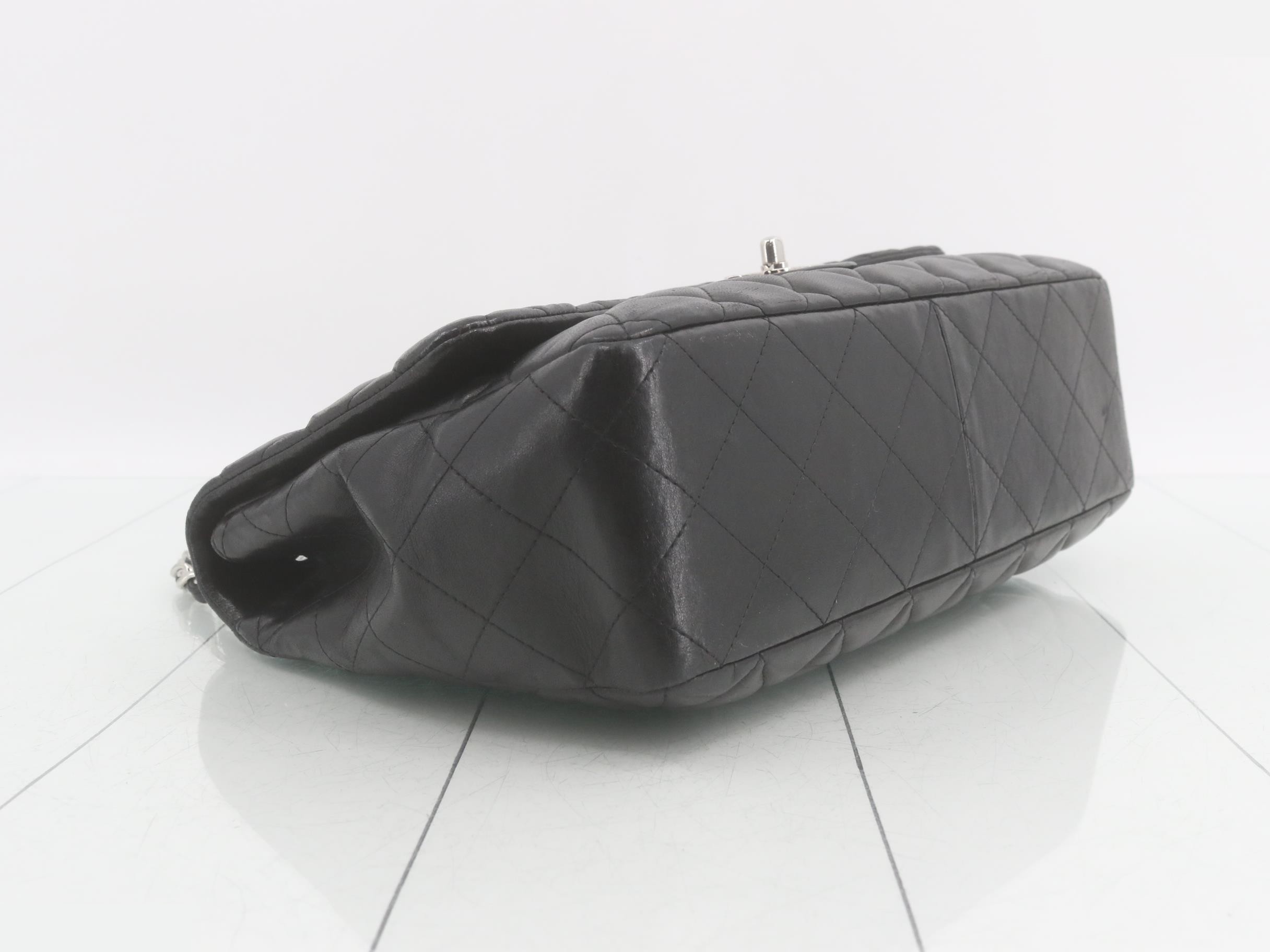 Large Matelassé 30 Lambskin Double Chain Shoulder Bag — view 5