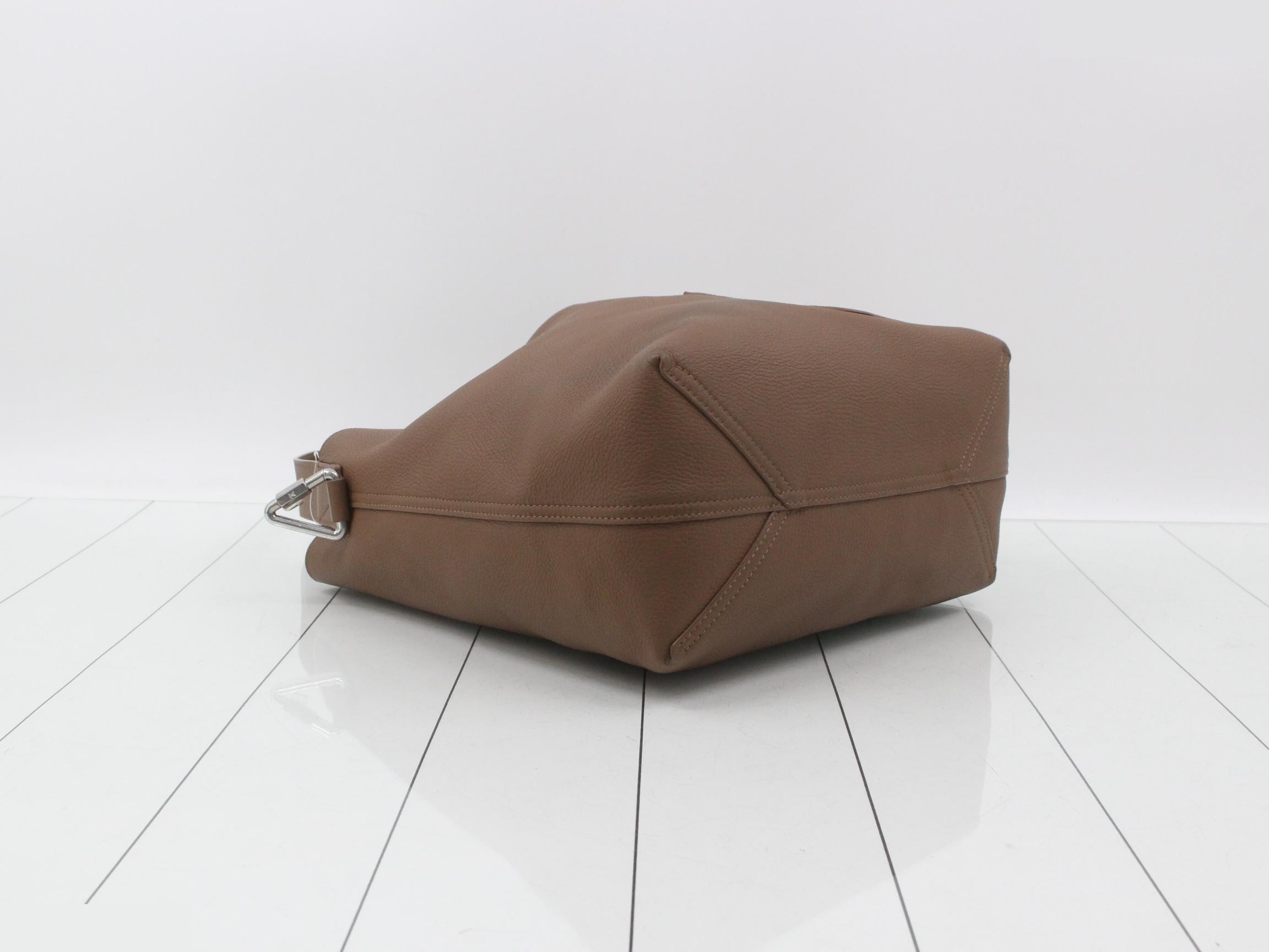 LV Touch Verso Tote M26745 — view 5