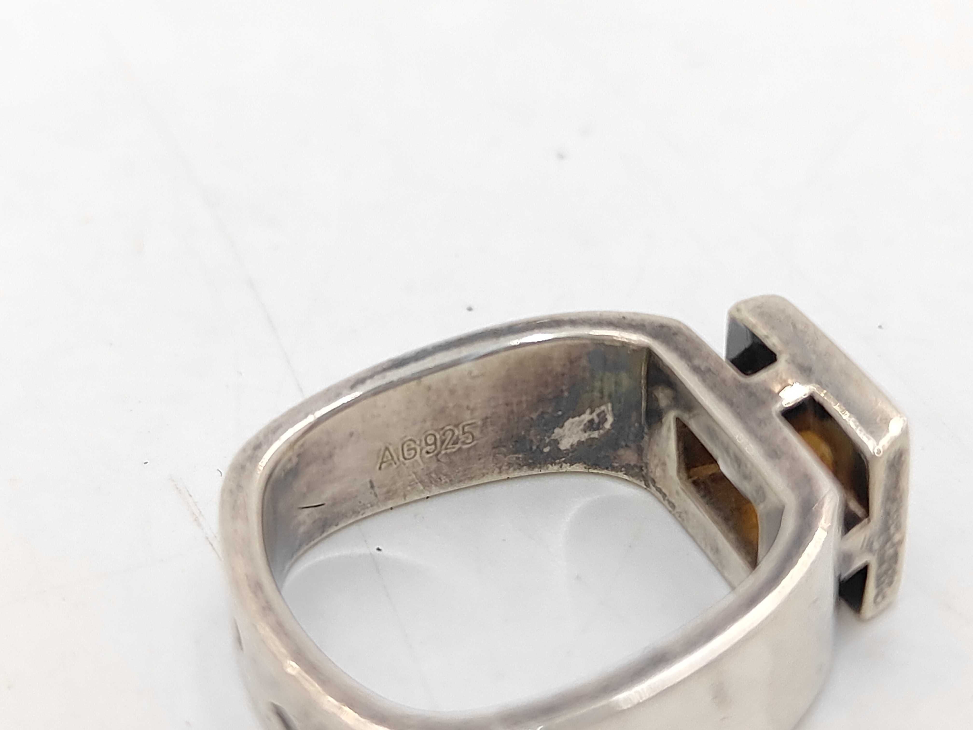 Citrine Square Cut Sterling Silver Ring — view 3