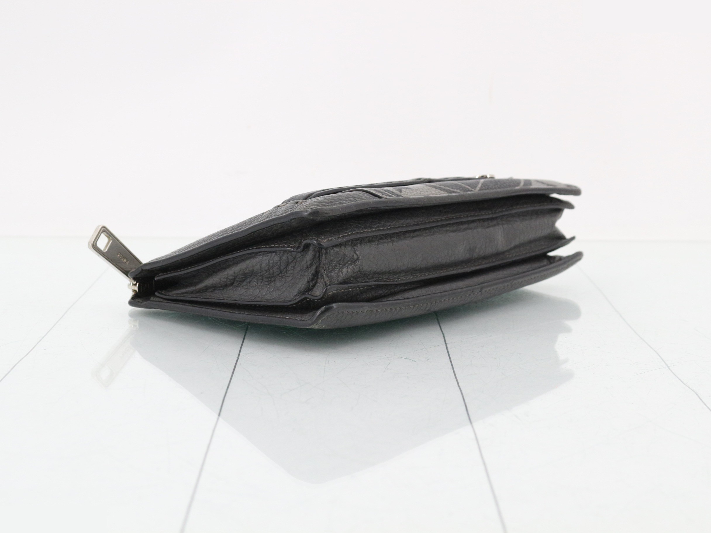 clutch bag — view 5