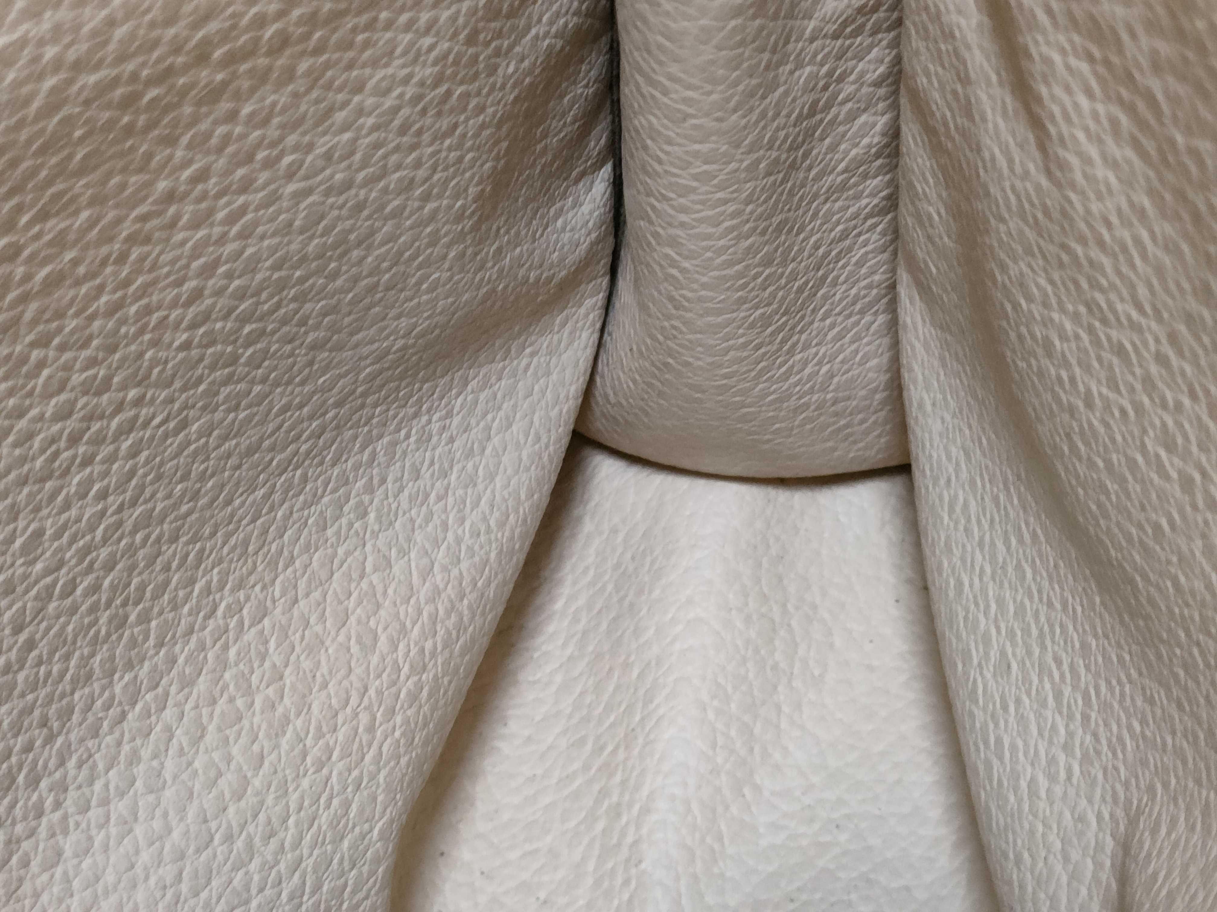 Monogram Louis Vuitton M47542 Pouch — view 11