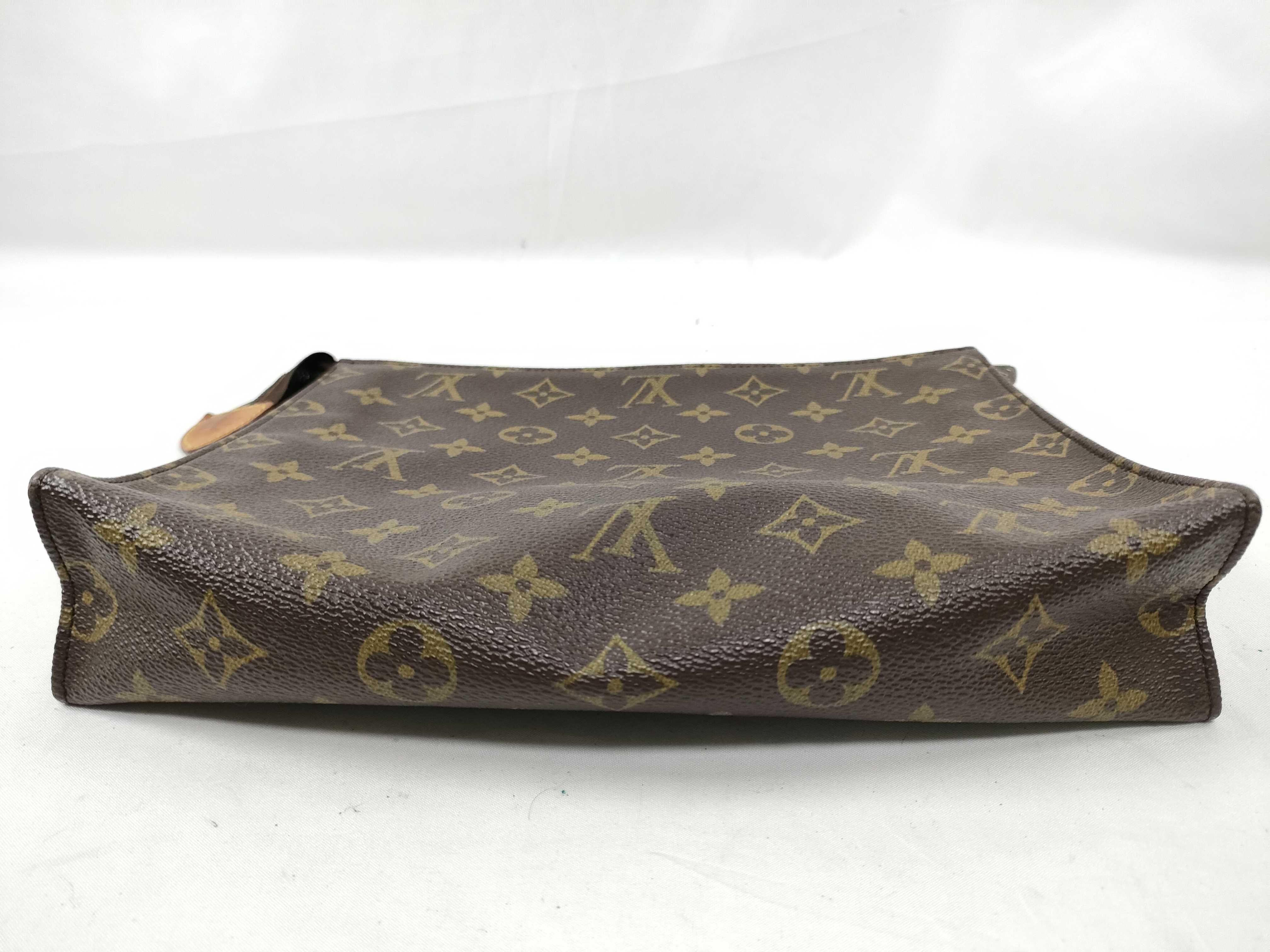 Monogram Louis Vuitton M47542 Pouch — view 3