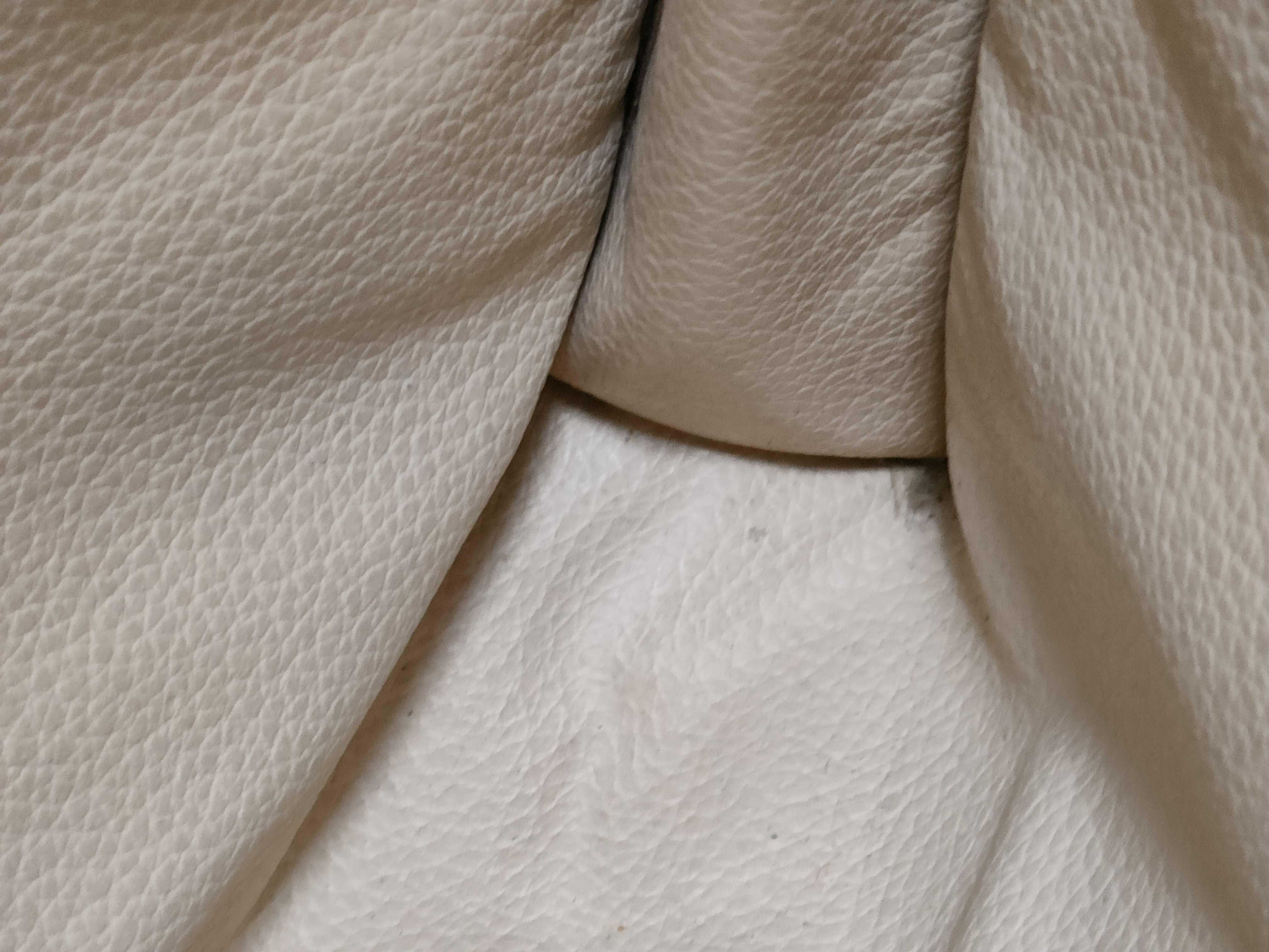 Monogram Louis Vuitton M47542 Pouch — view 10