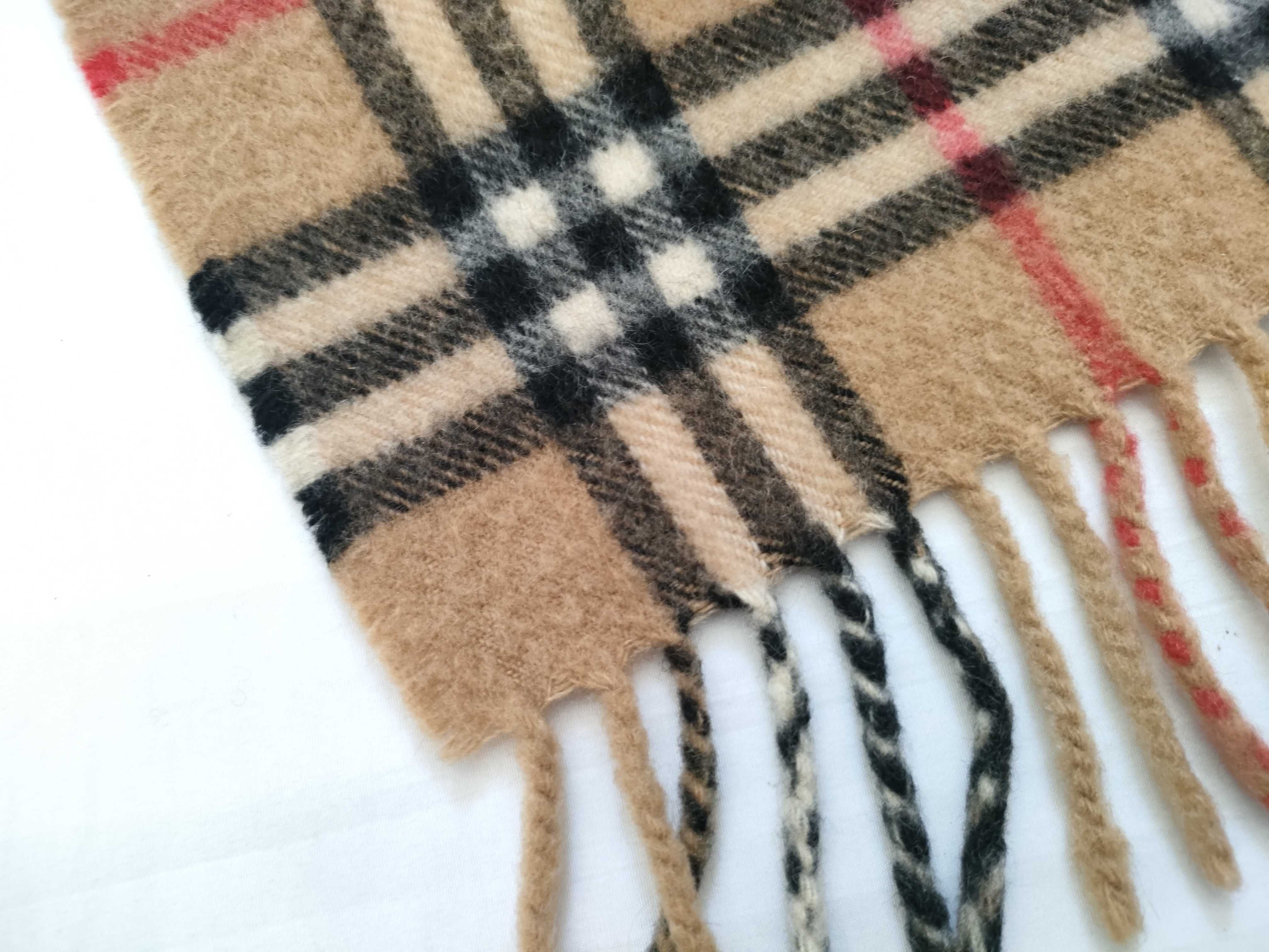 100% Cashmere Scarf, Nova Check Pattern, and other accessories. — view 3