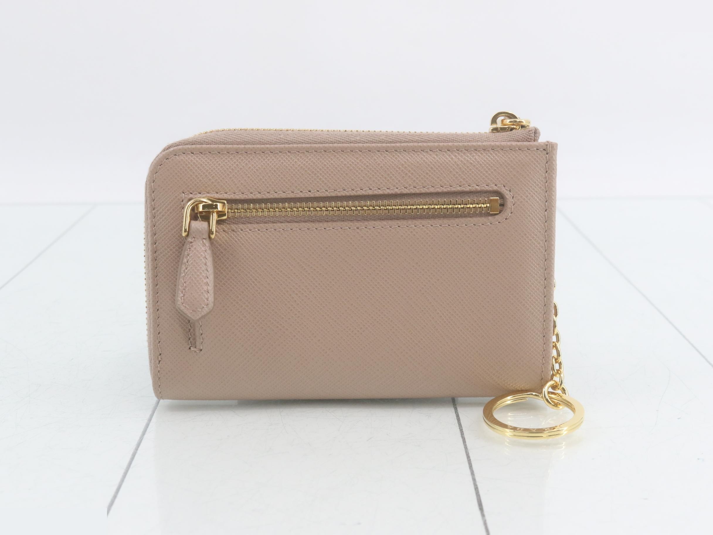 Saffiano coin case with key ring, unused. — view 2