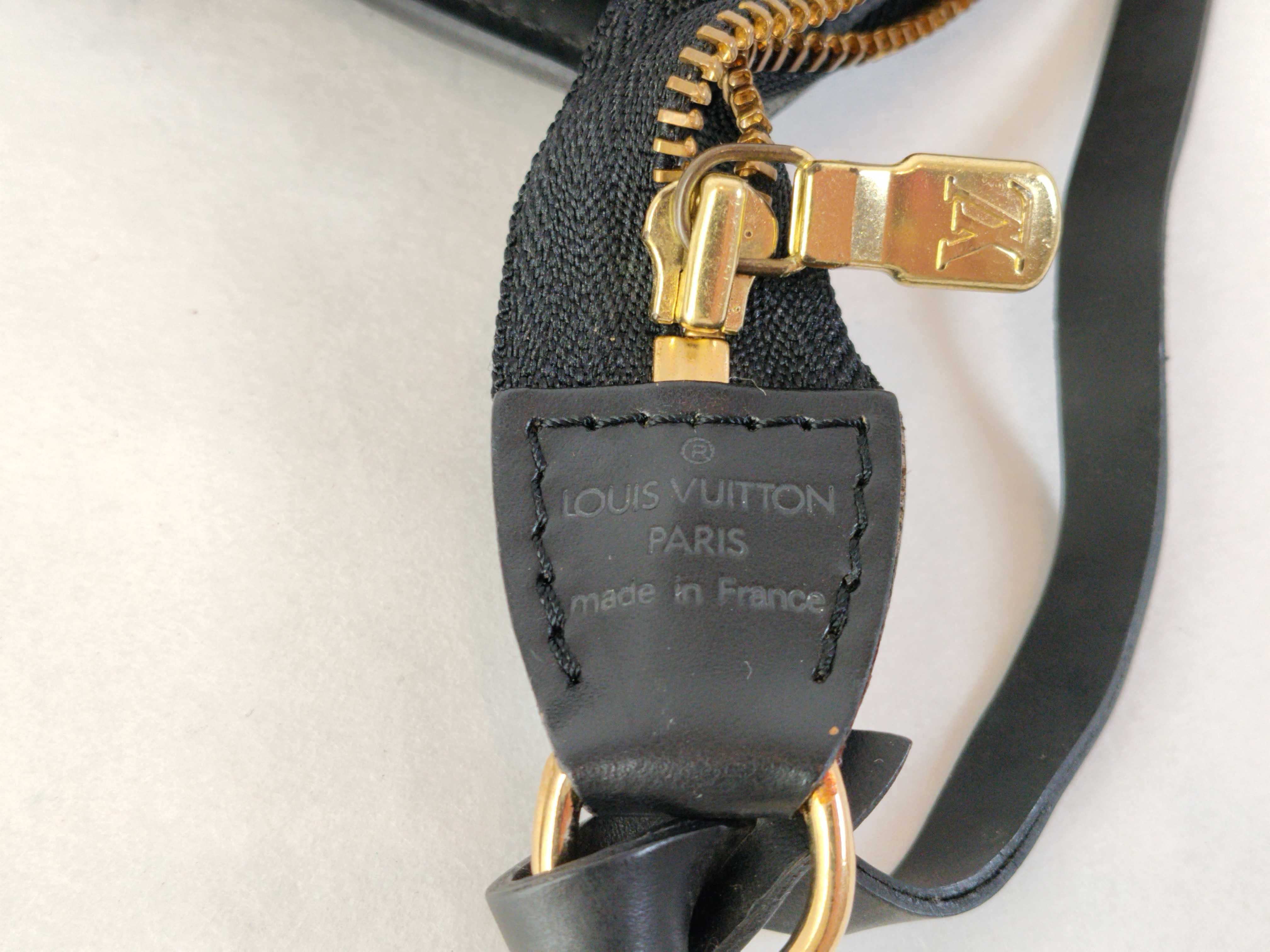 Epi Pouch Accessoires M40632 Black — view 12