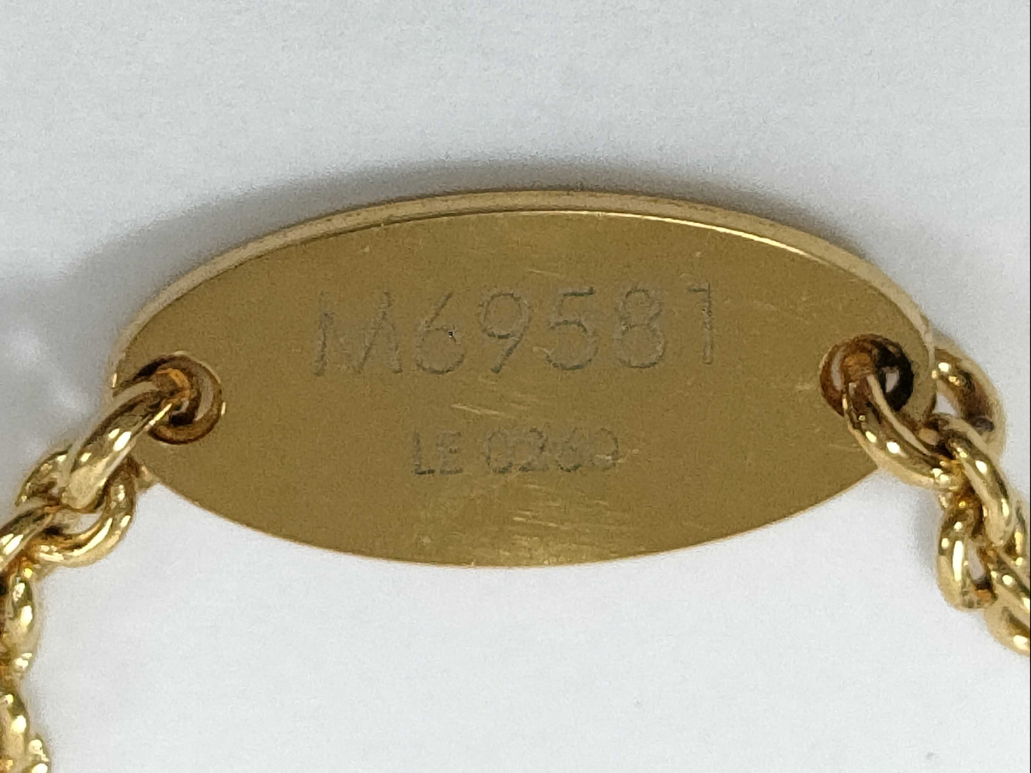 Essential V Pearl Effect Bracelet GP M69581 Bracelet/Bangle — view 6