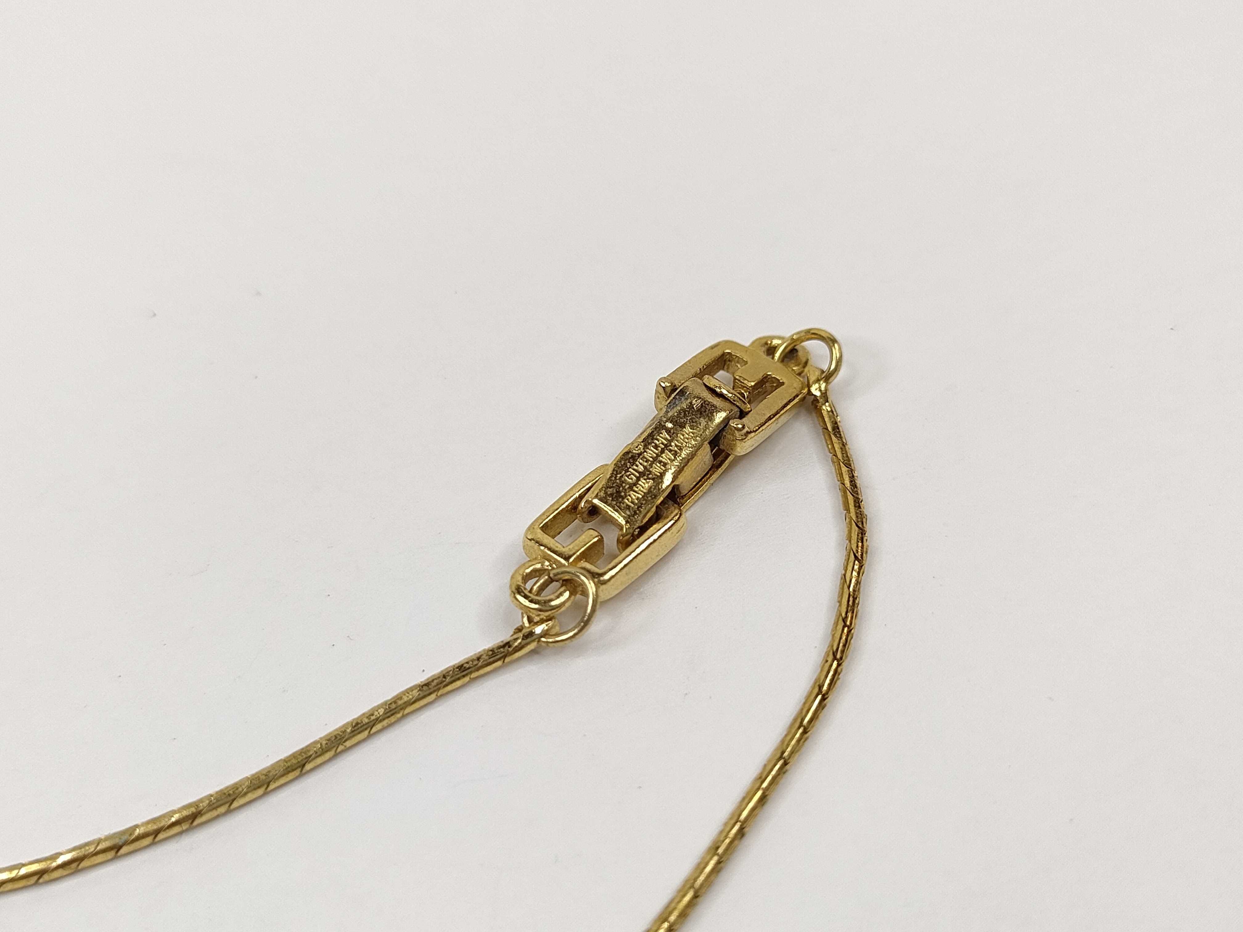 G Logo Heart Rhinestone Gold Tone Pendant Necklace — view 6