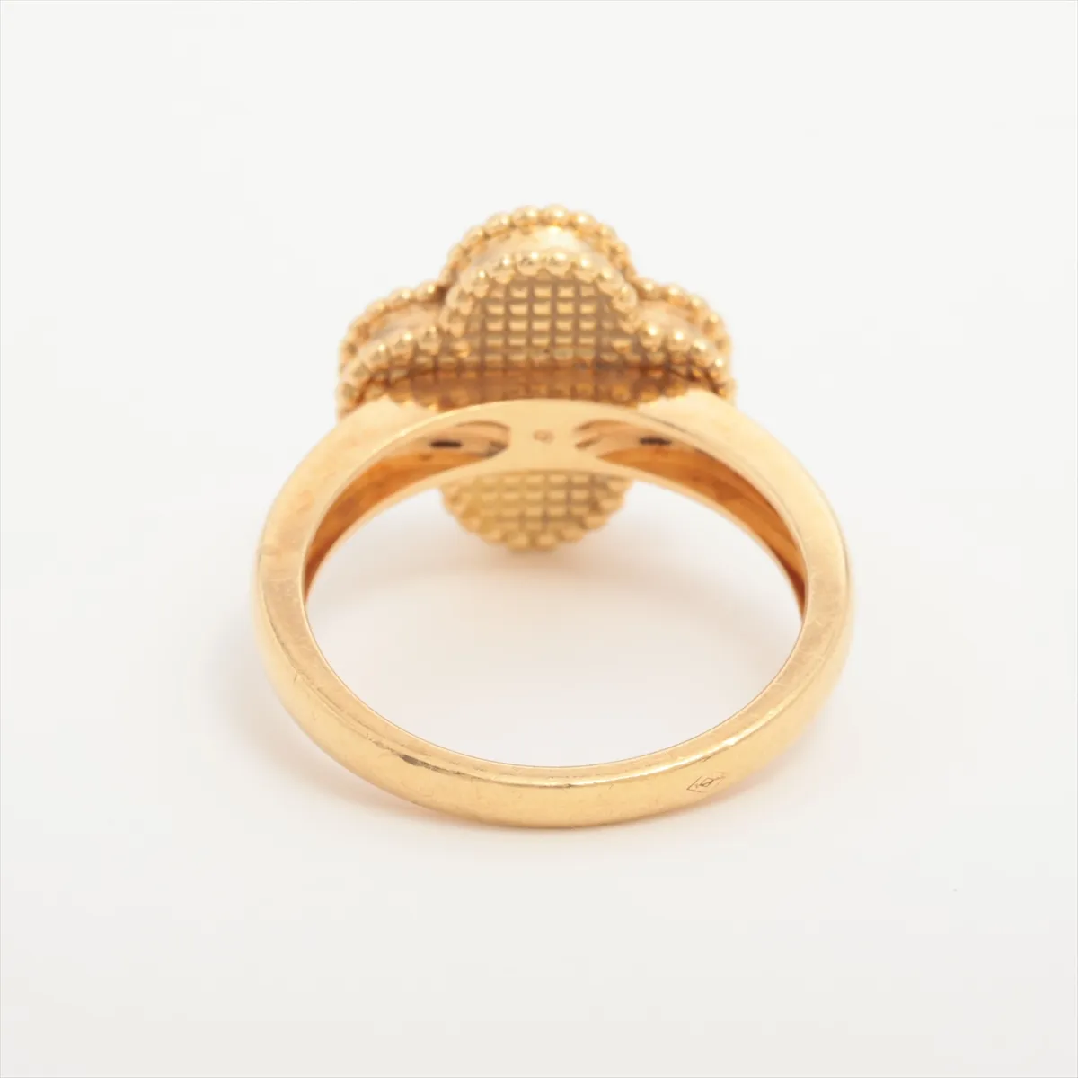 Vintage Alhambra Shell Diamond Ring, 750 (Yellow Gold), 7.1g, Size 56, JB510756. Features: Shell cloudiness, — view 2