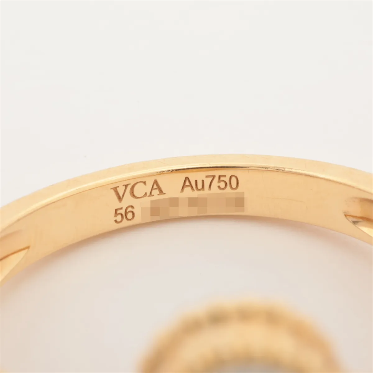 Vintage Alhambra Shell Diamond Ring, 750 (Yellow Gold), 7.1g, Size 56, JB510756. Features: Shell cloudiness, — view 3