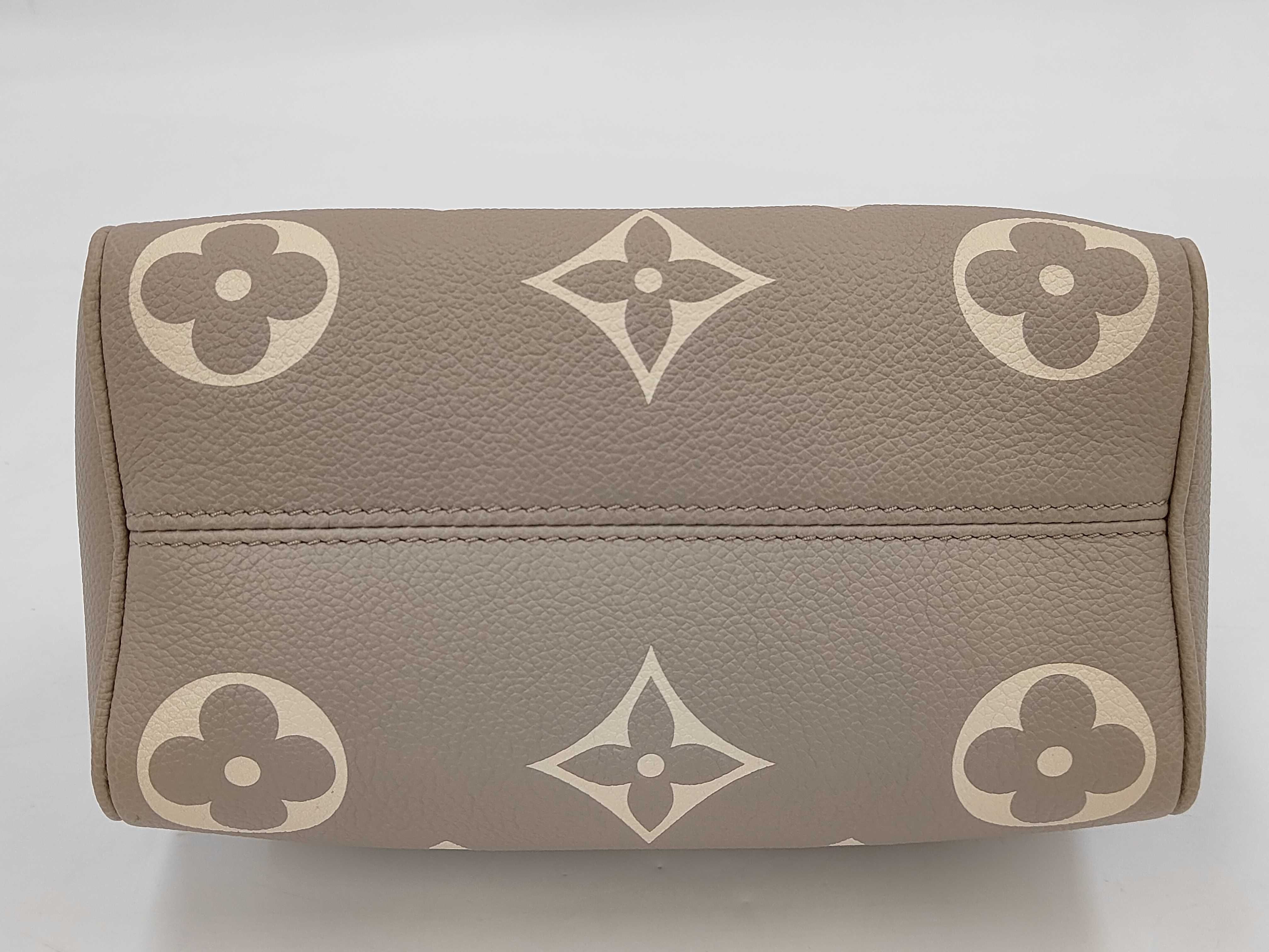 Bicolor Monogram Empreinte Speedy Bandoulière 20 M46575 Handbag — view 3