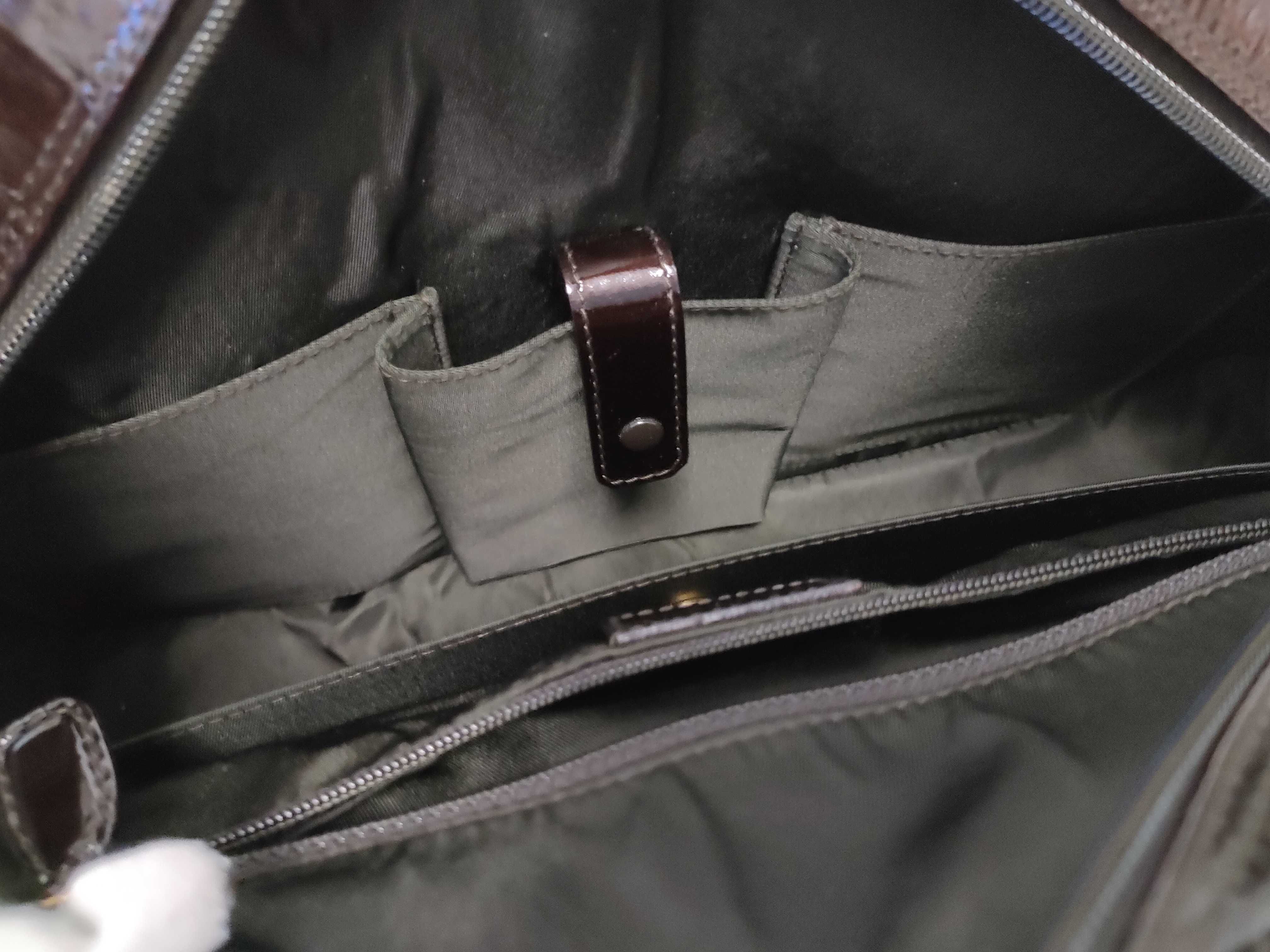 Double Saddle Bag Handbag — view 13