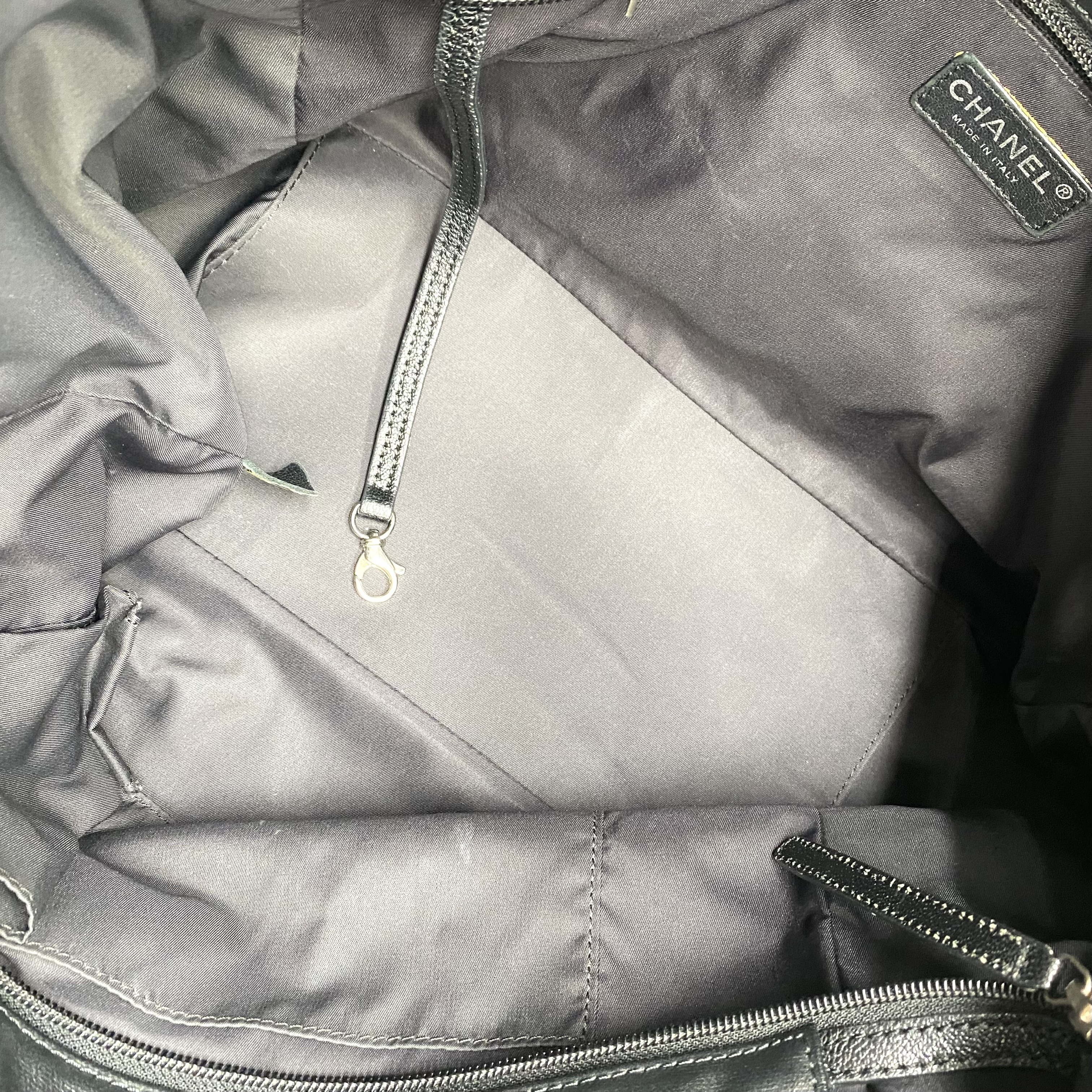 Paris Biarritz Leather Handbag — view 7