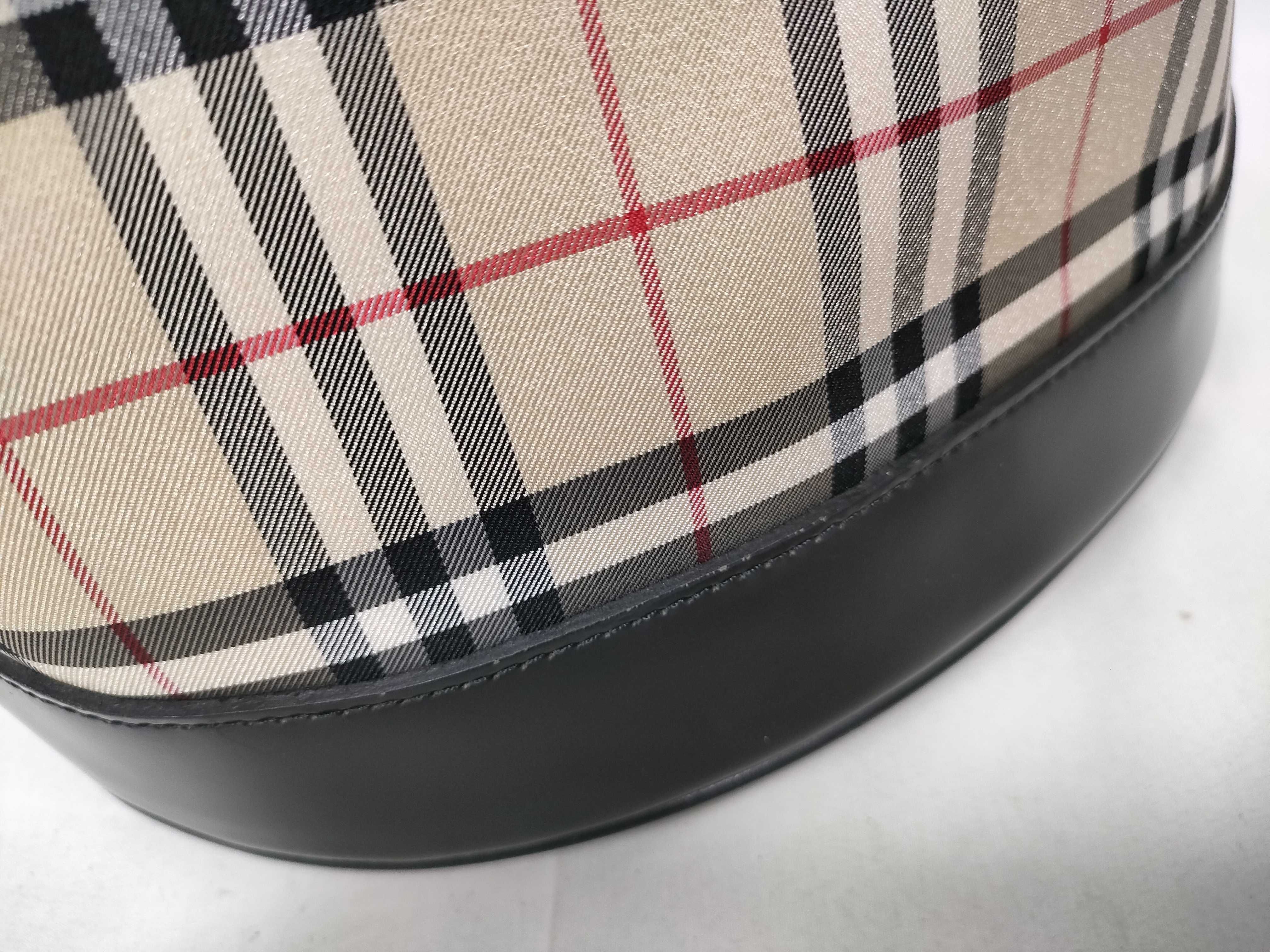 Nova Check Tote Bag — view 9
