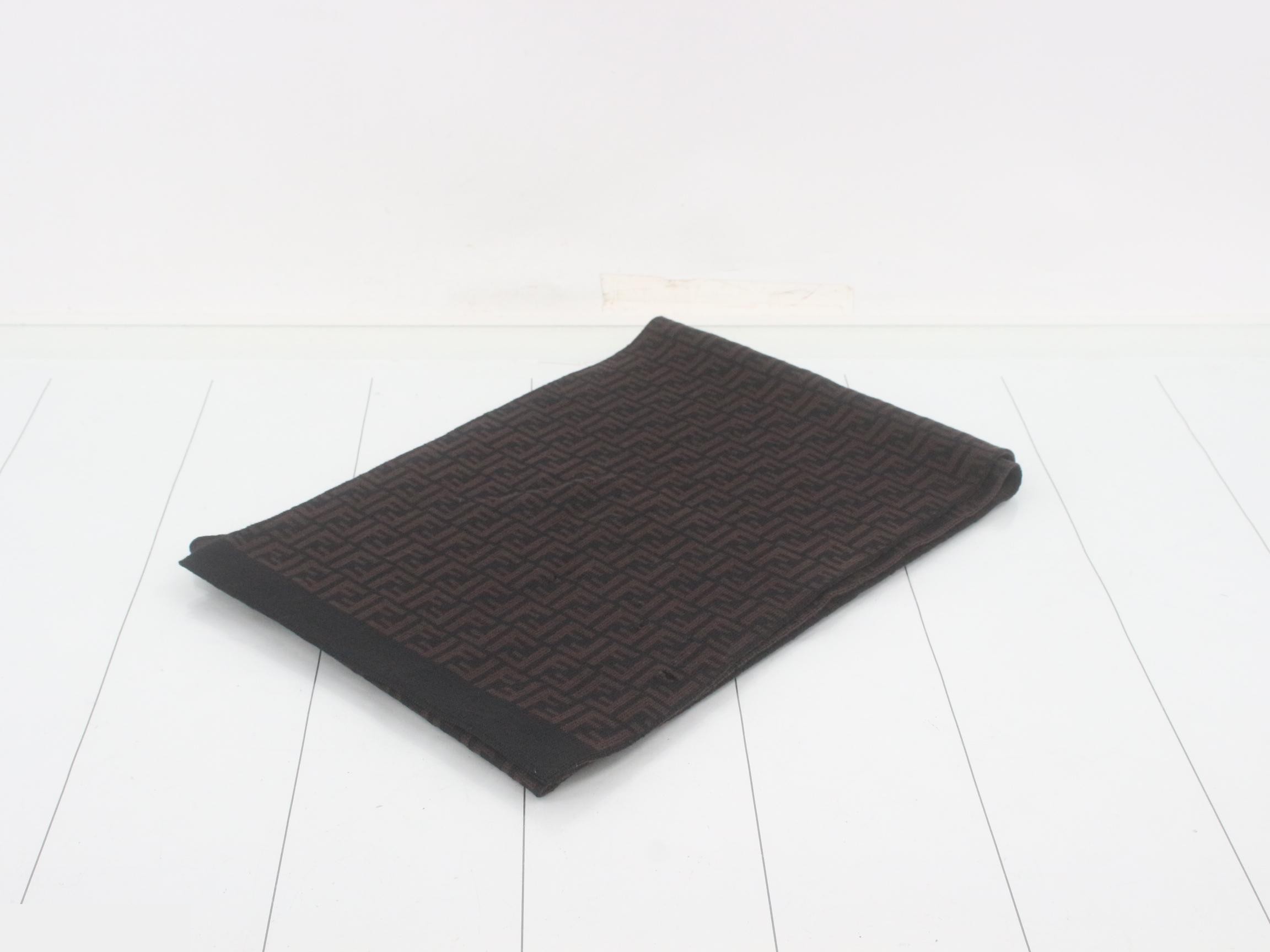 ZUCCA scarf with tag