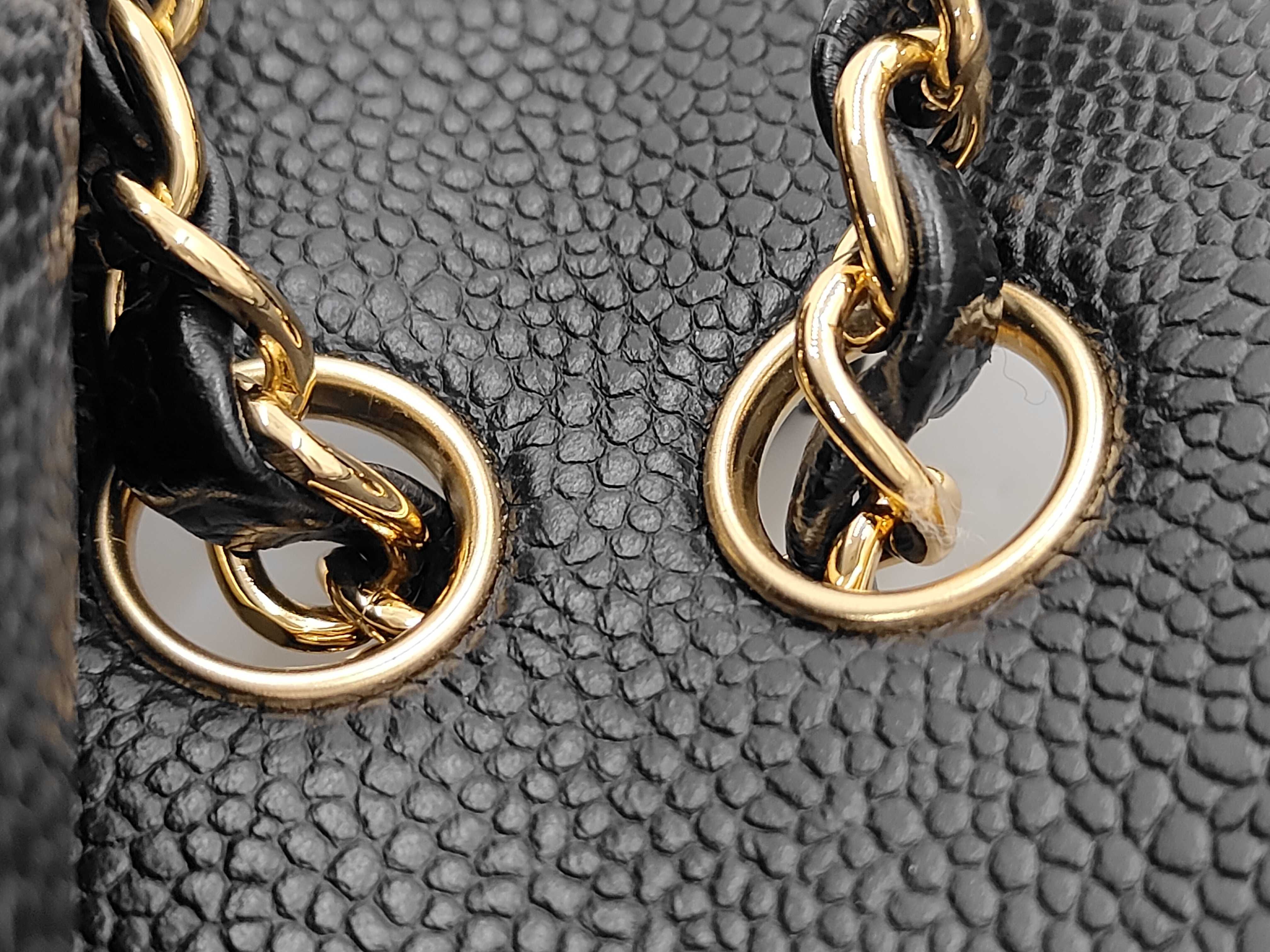Matelassé 25 Caviar Double Flap Double Chain Shoulder Bag — view 7