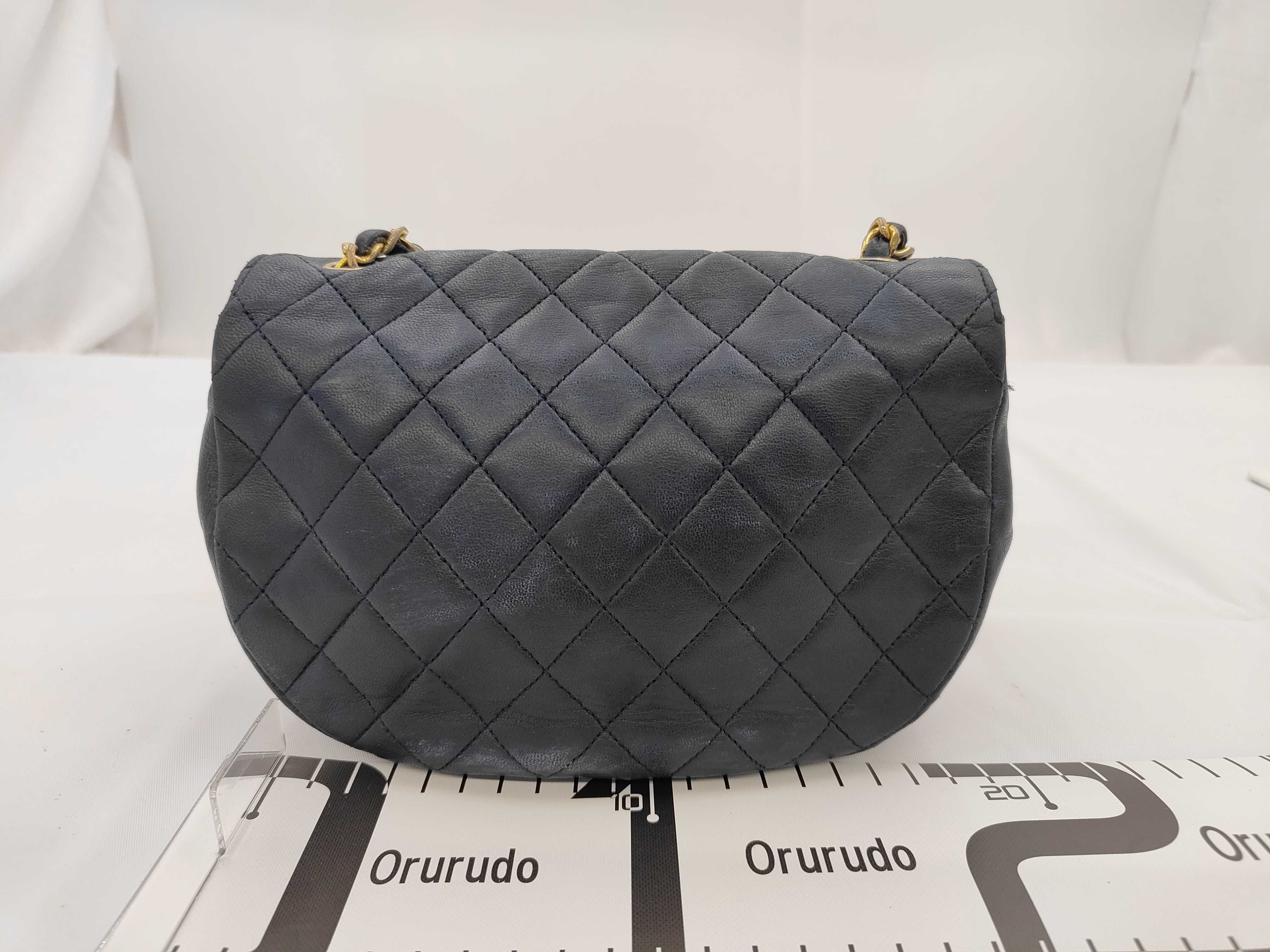 Matelassé Turnlock Coco Mark Half Moon Chain Shoulder Bag (Navy) — view 2