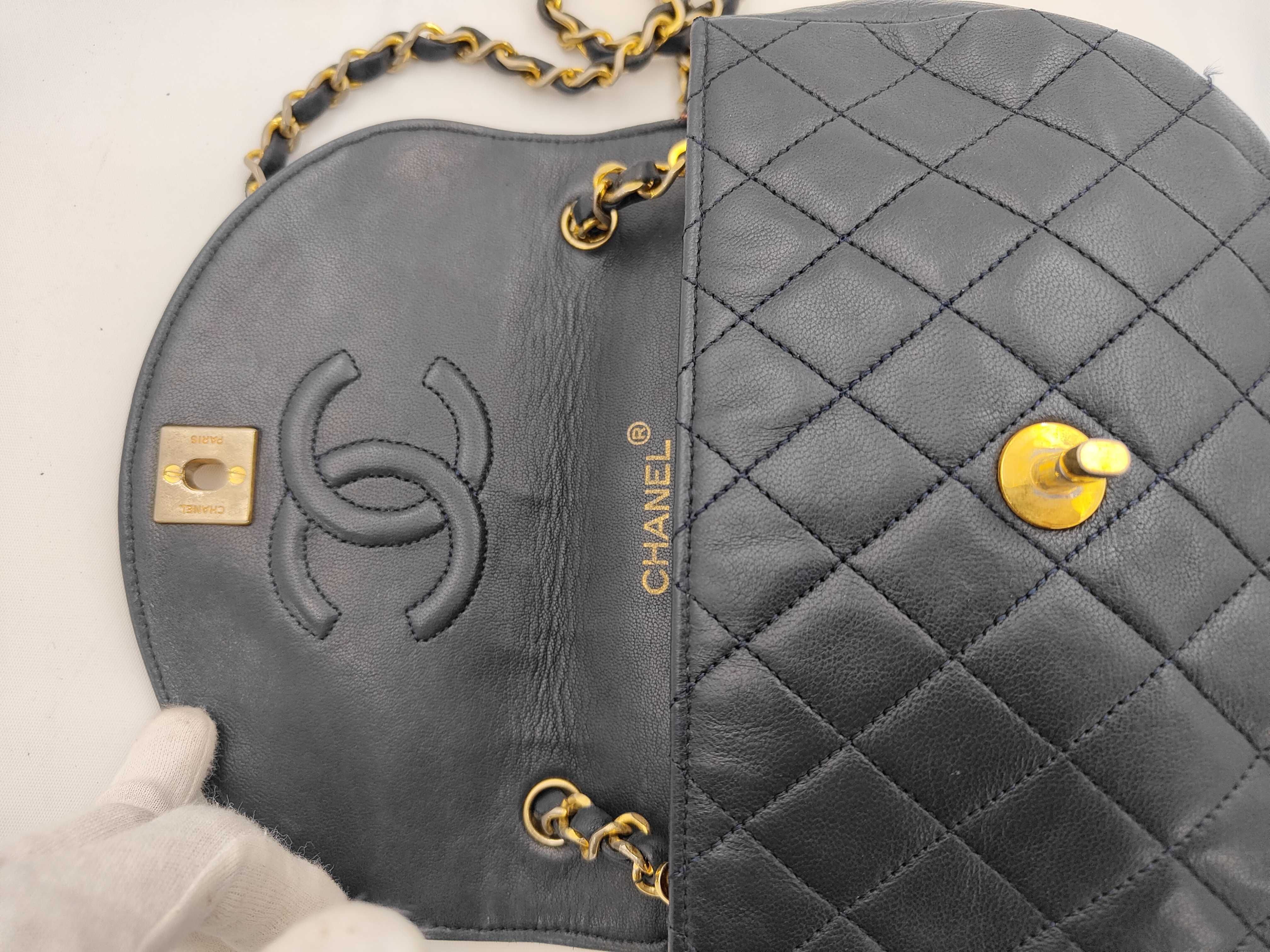 Matelassé Turnlock Coco Mark Half Moon Chain Shoulder Bag (Navy) — view 14