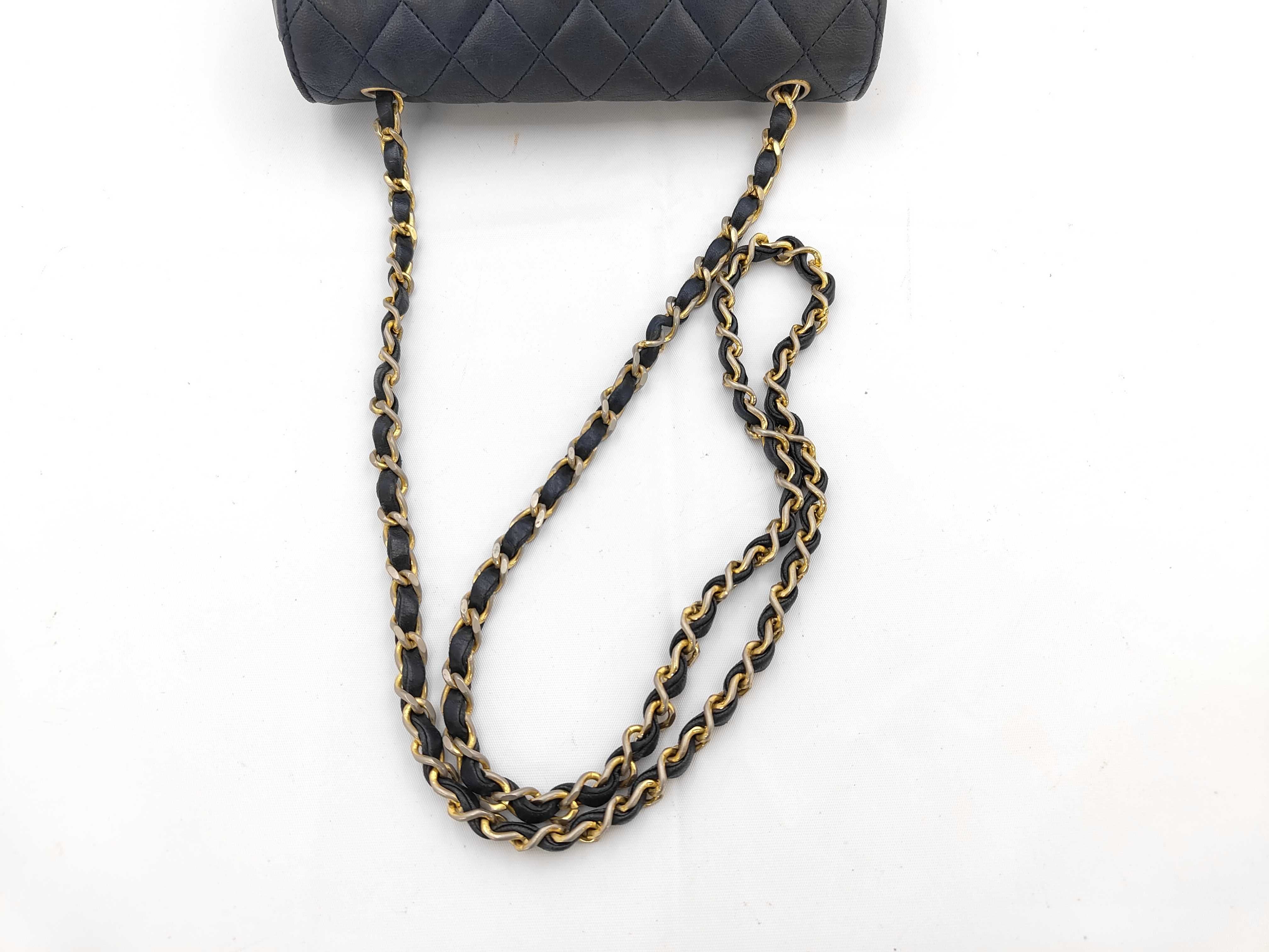 Matelassé Turnlock Coco Mark Half Moon Chain Shoulder Bag (Navy) — view 3