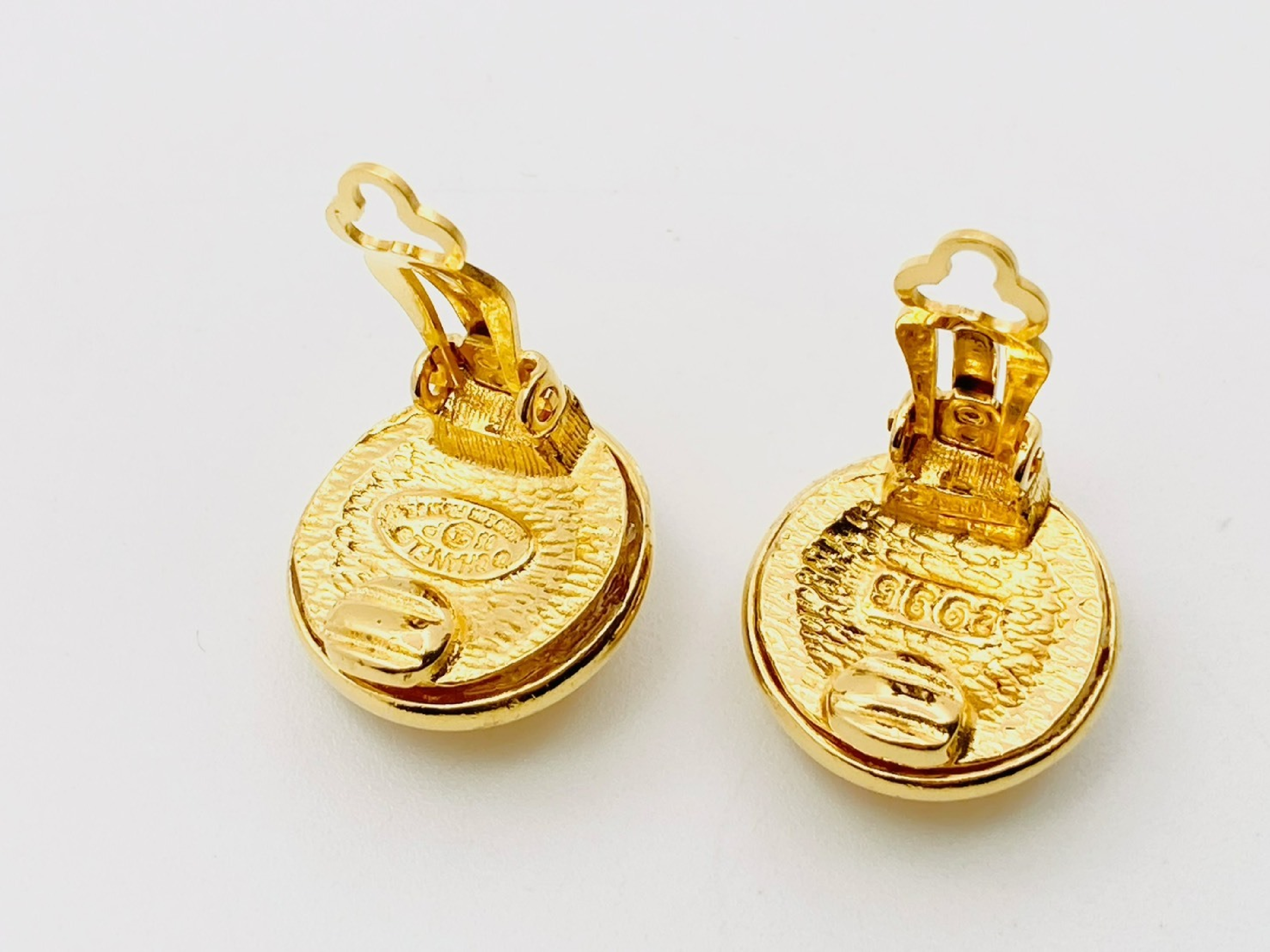 Coco Mark Round Circle Earrings (with markings) 93P/2935 Gold — view 3