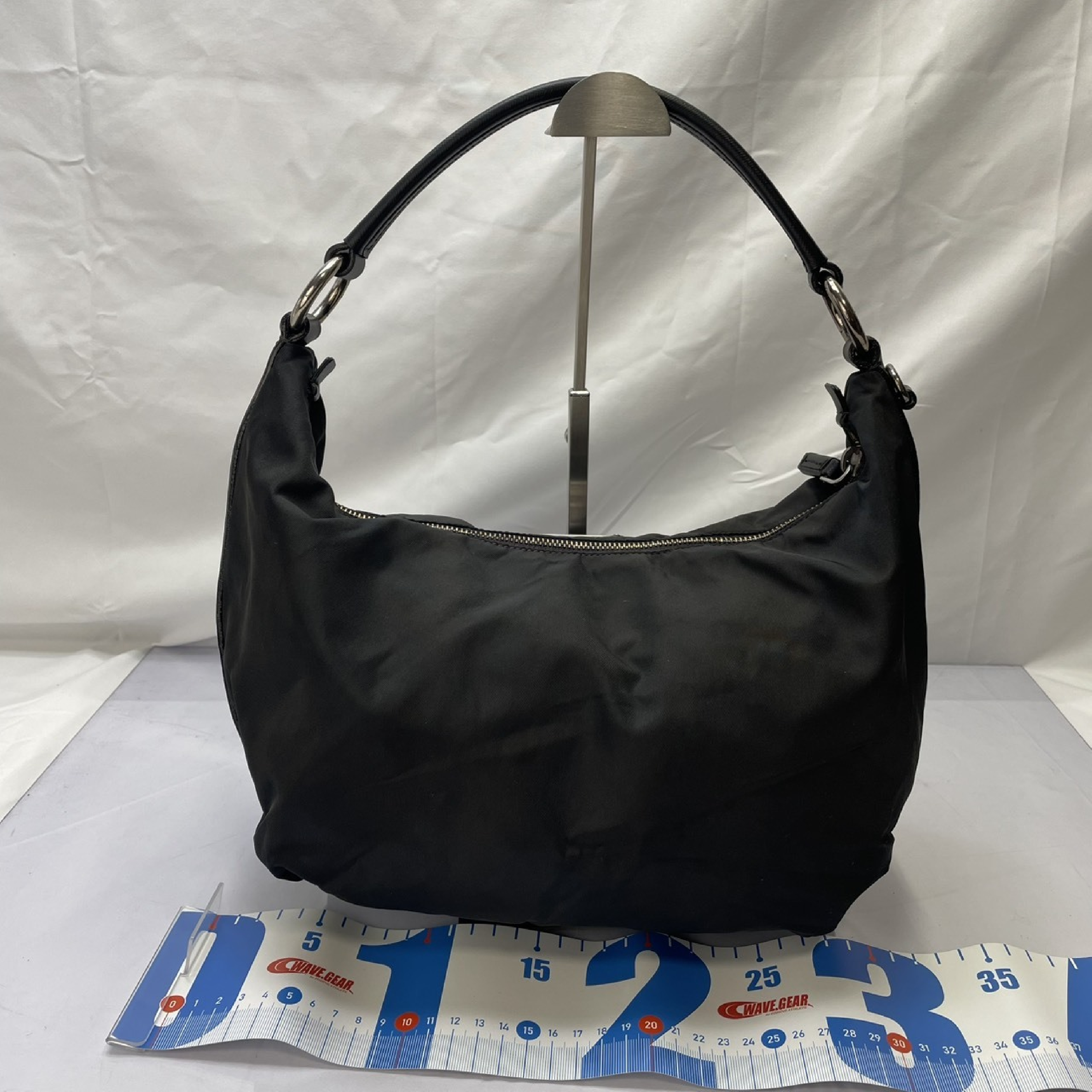 Triangle Logo Plate Handbag One-Shoulder Bag Half Moon BR3279 Black Shoulder Bag — view 2