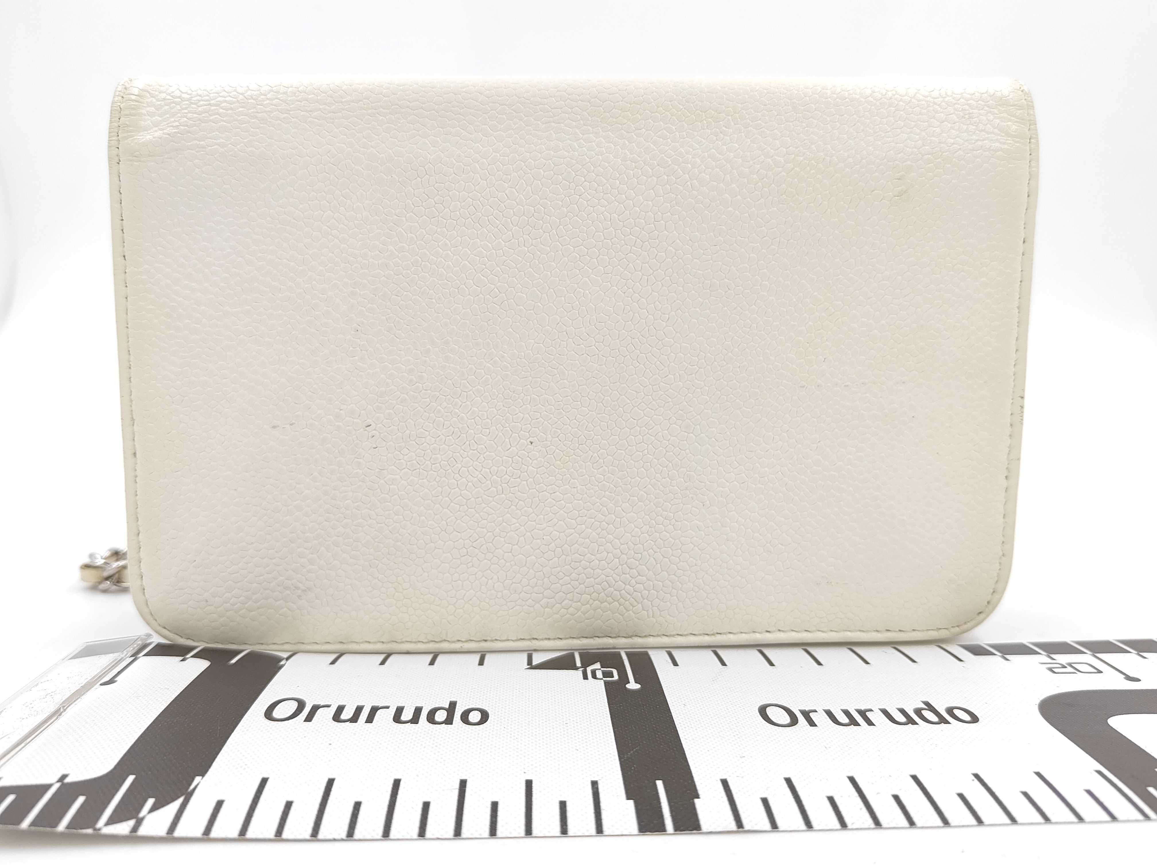 DU- CC Mark Skin Chain Wallet Beige SHW 14340479 Shoulder Bag — view 2