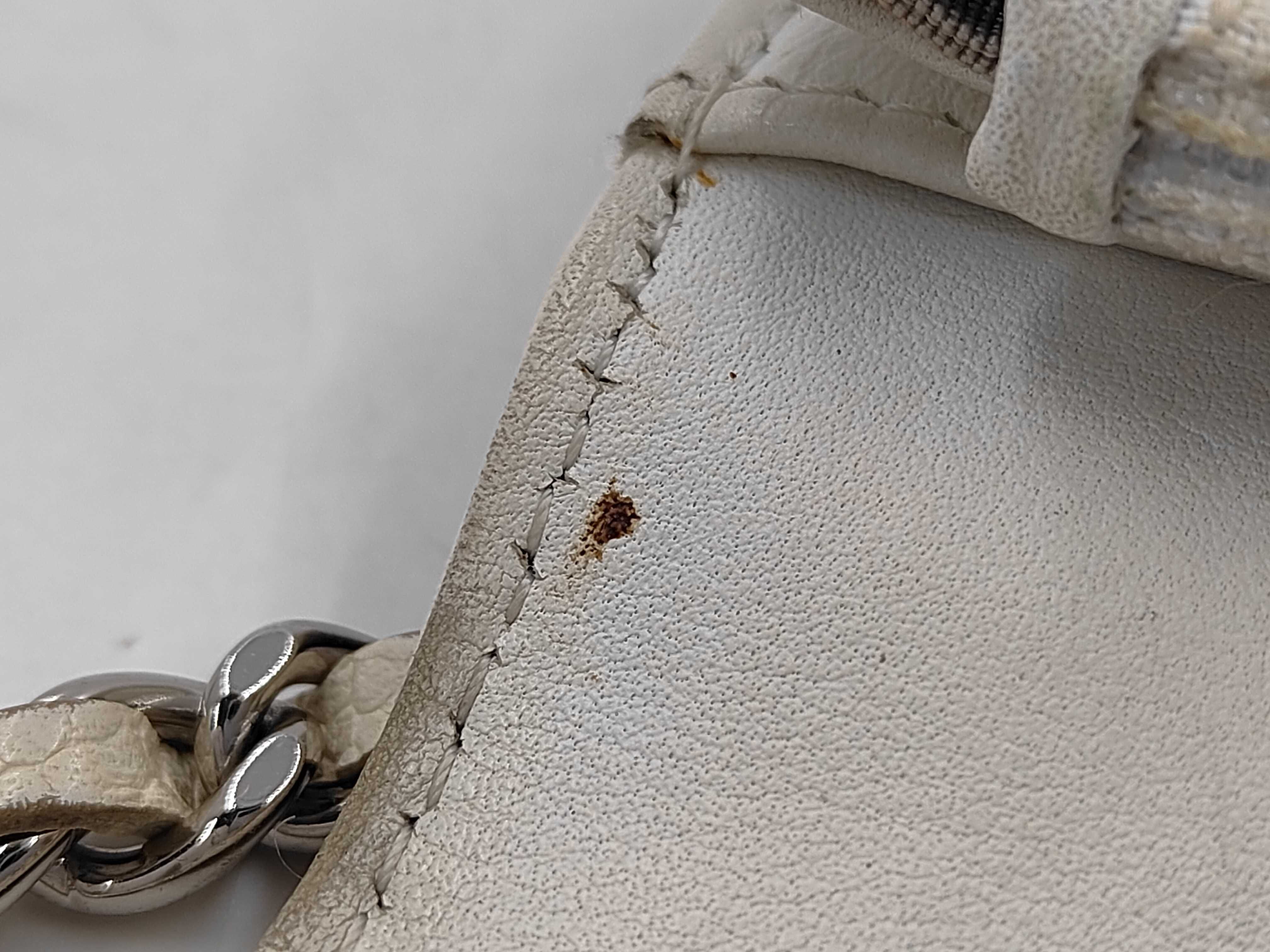 DU- CC Mark Skin Chain Wallet Beige SHW 14340479 Shoulder Bag — view 15