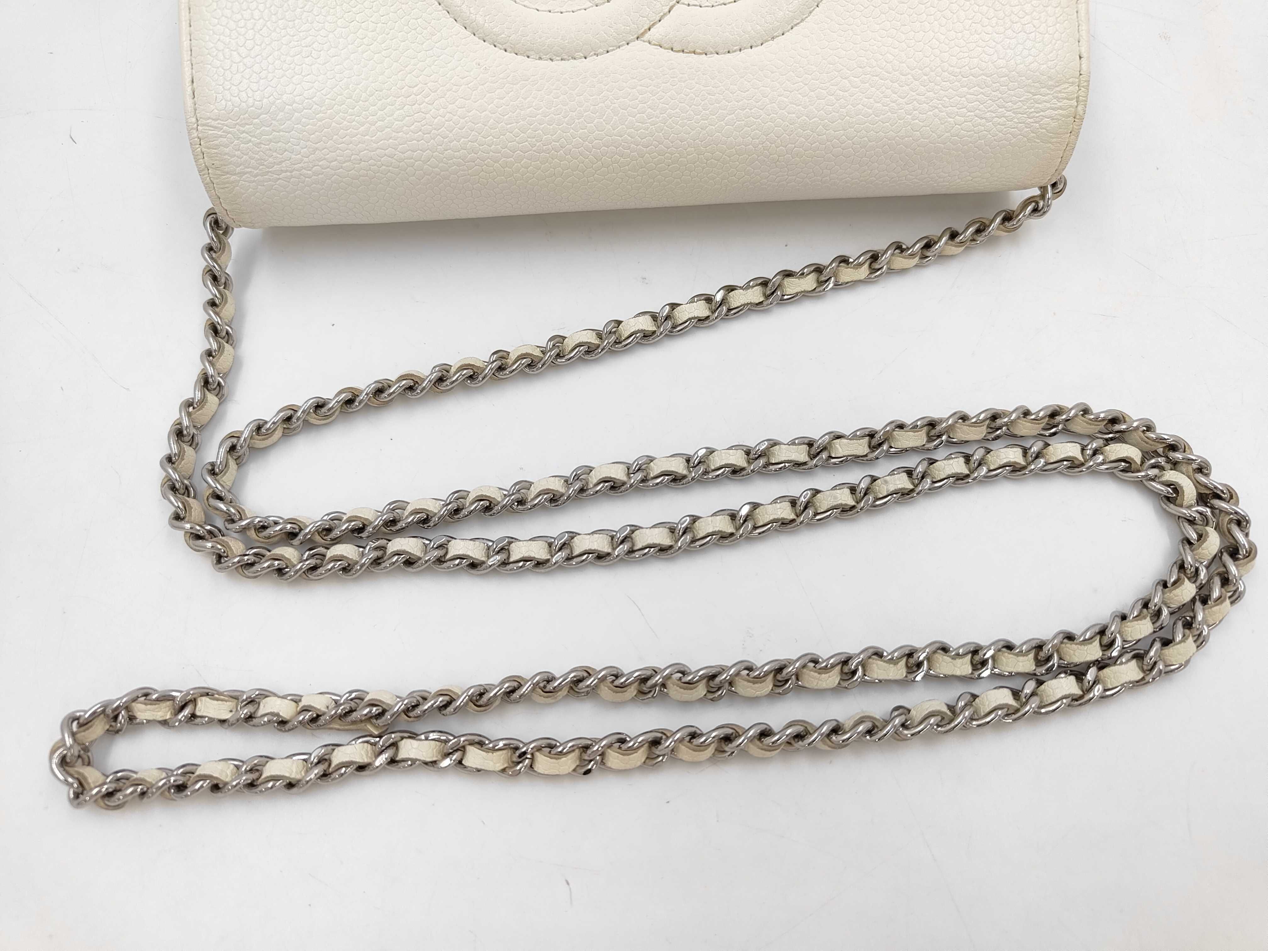 DU- CC Mark Skin Chain Wallet Beige SHW 14340479 Shoulder Bag — view 5