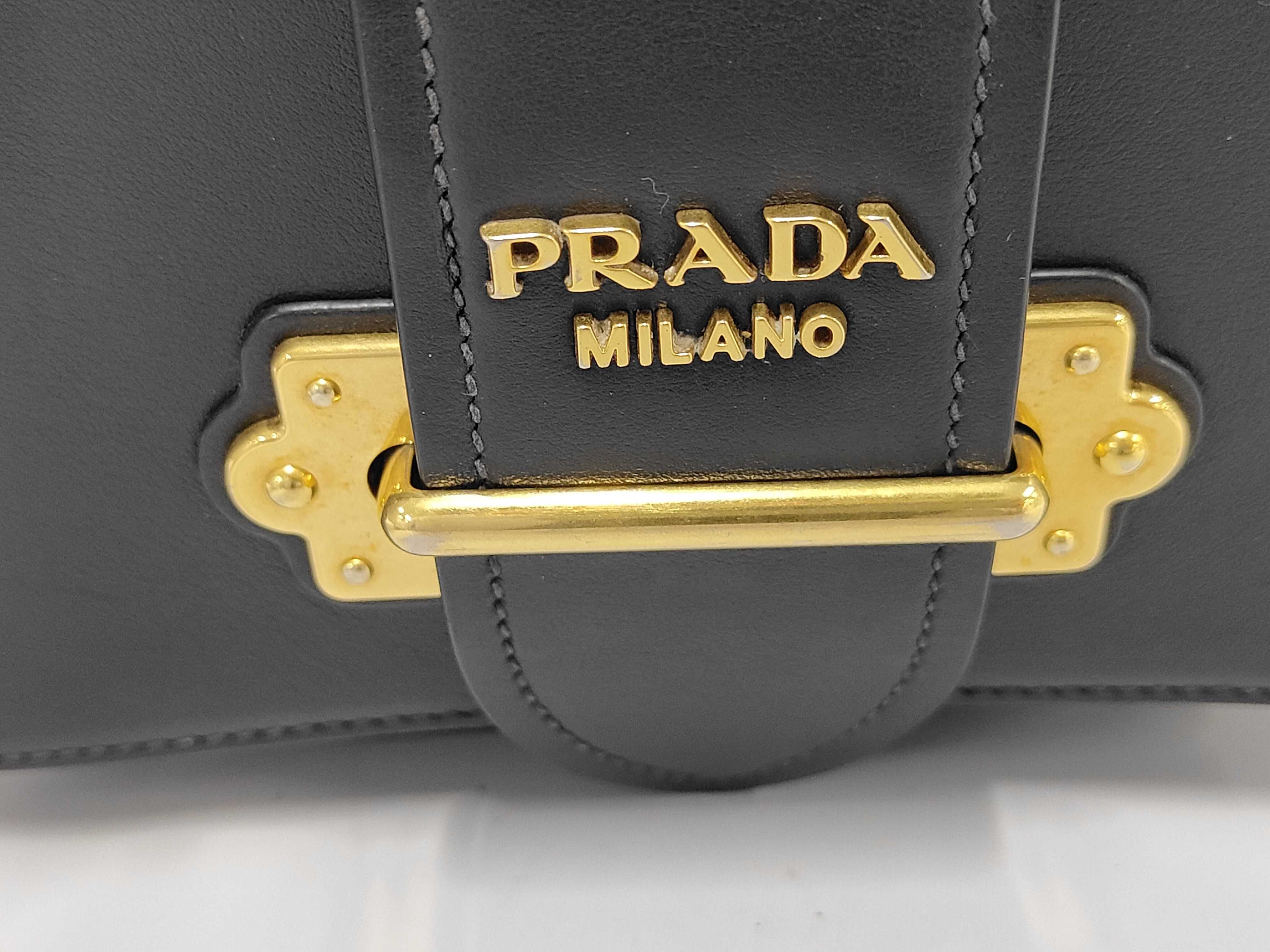 Cahier Belt Bag, Black, Smooth Calf Leather, Gold Hardware. — view 8