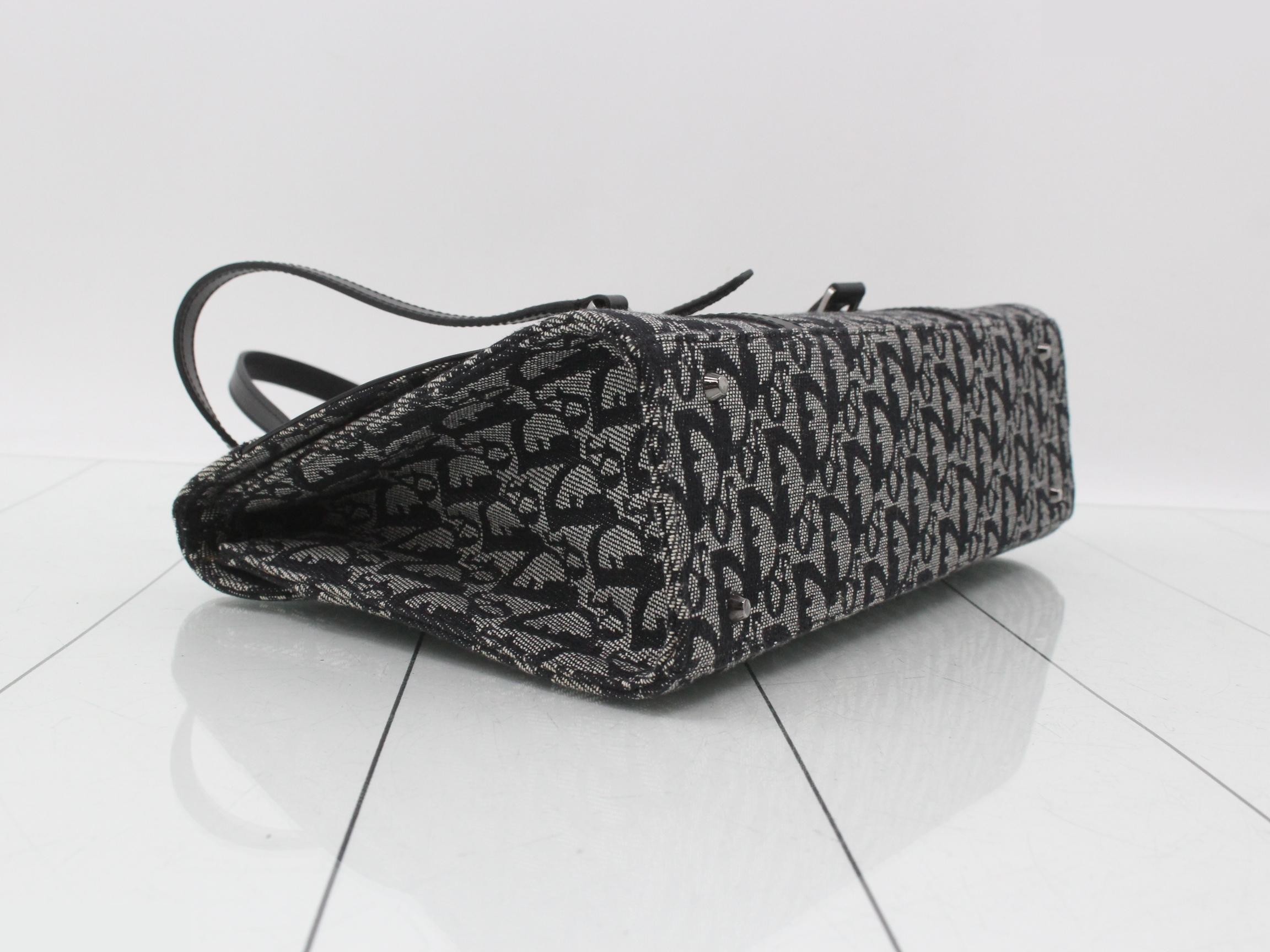Trotter (bag) - Shoulder bag — view 5