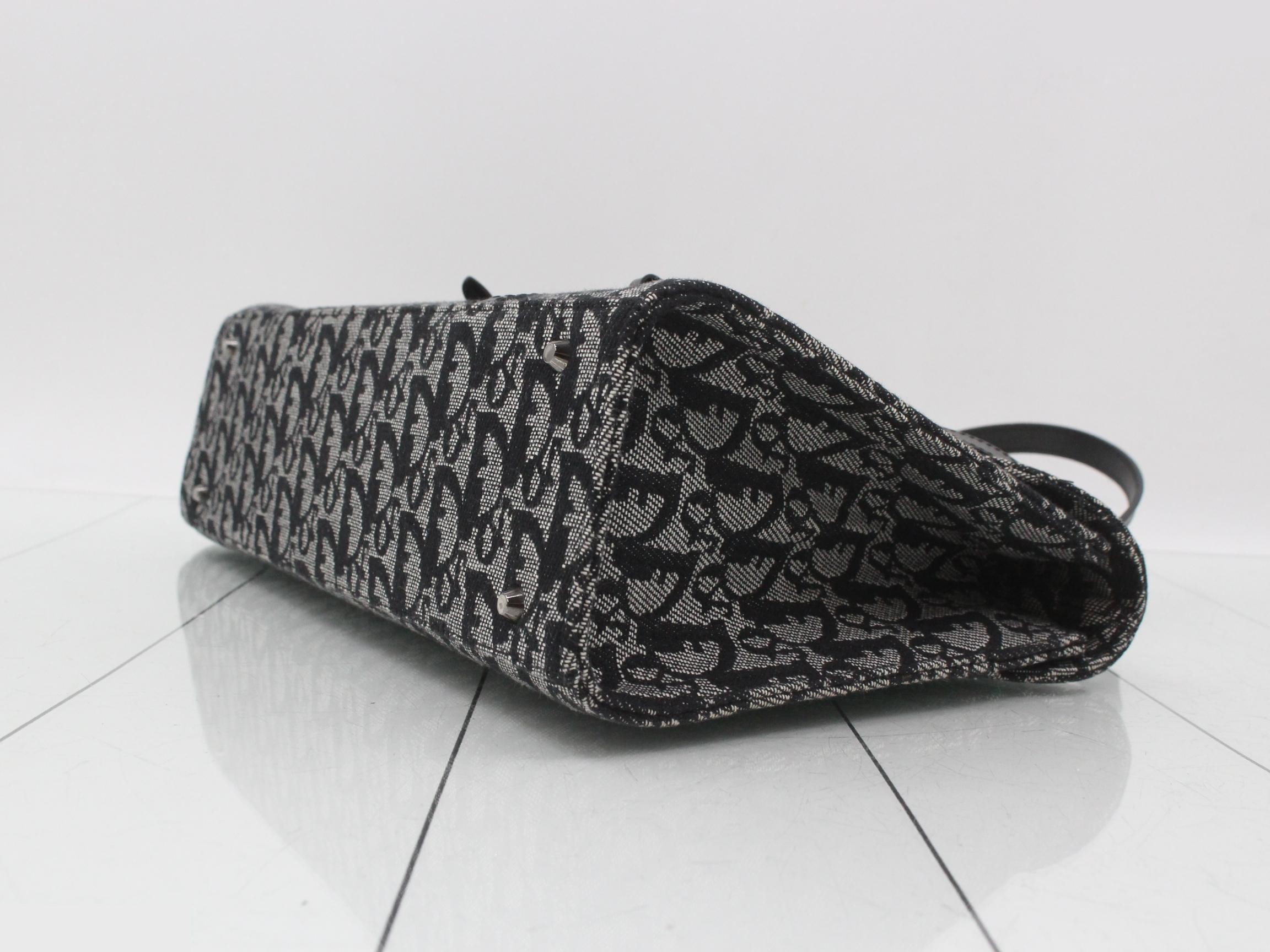 Trotter (bag) - Shoulder bag — view 6