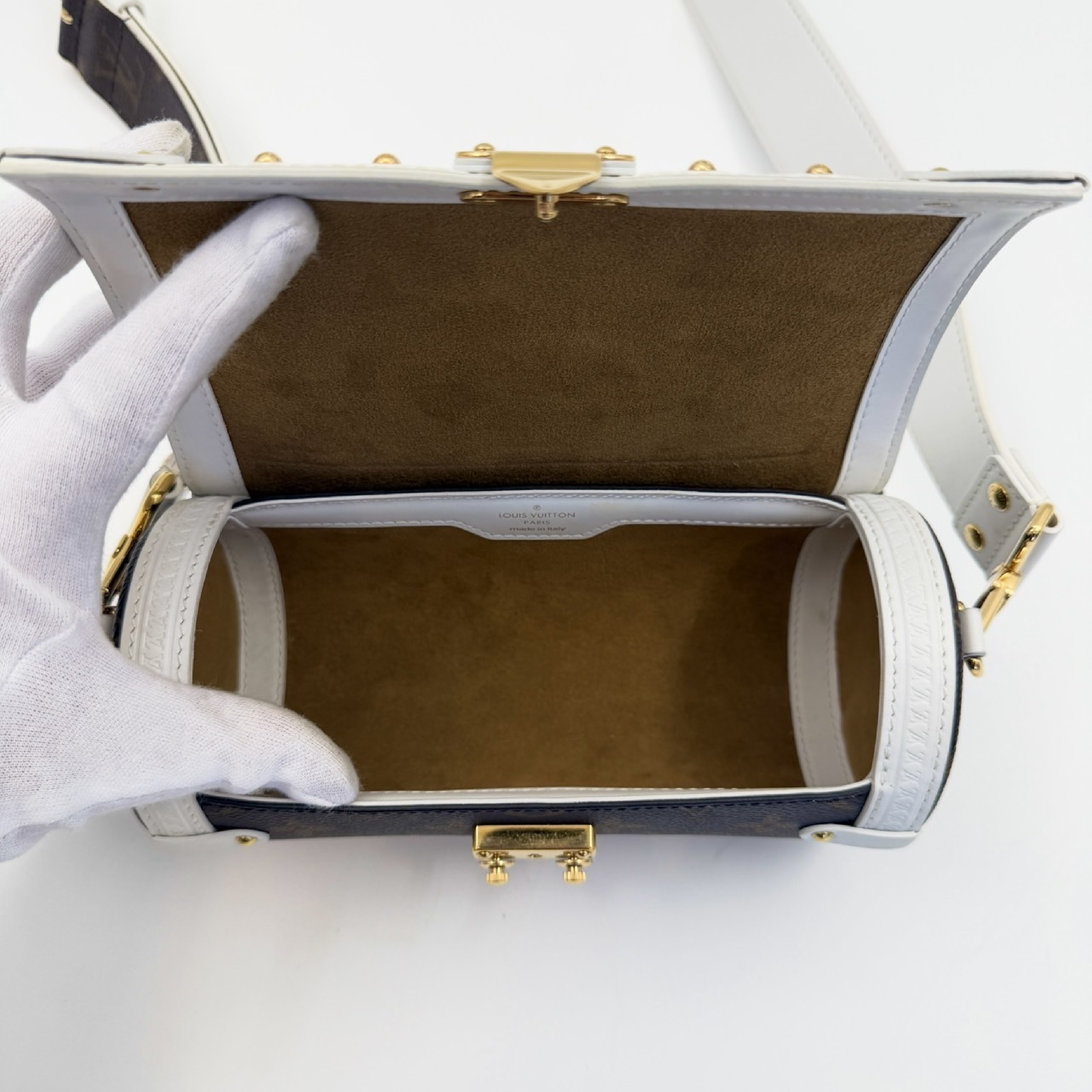 Papillon Trunk Shoulder Bag — view 6