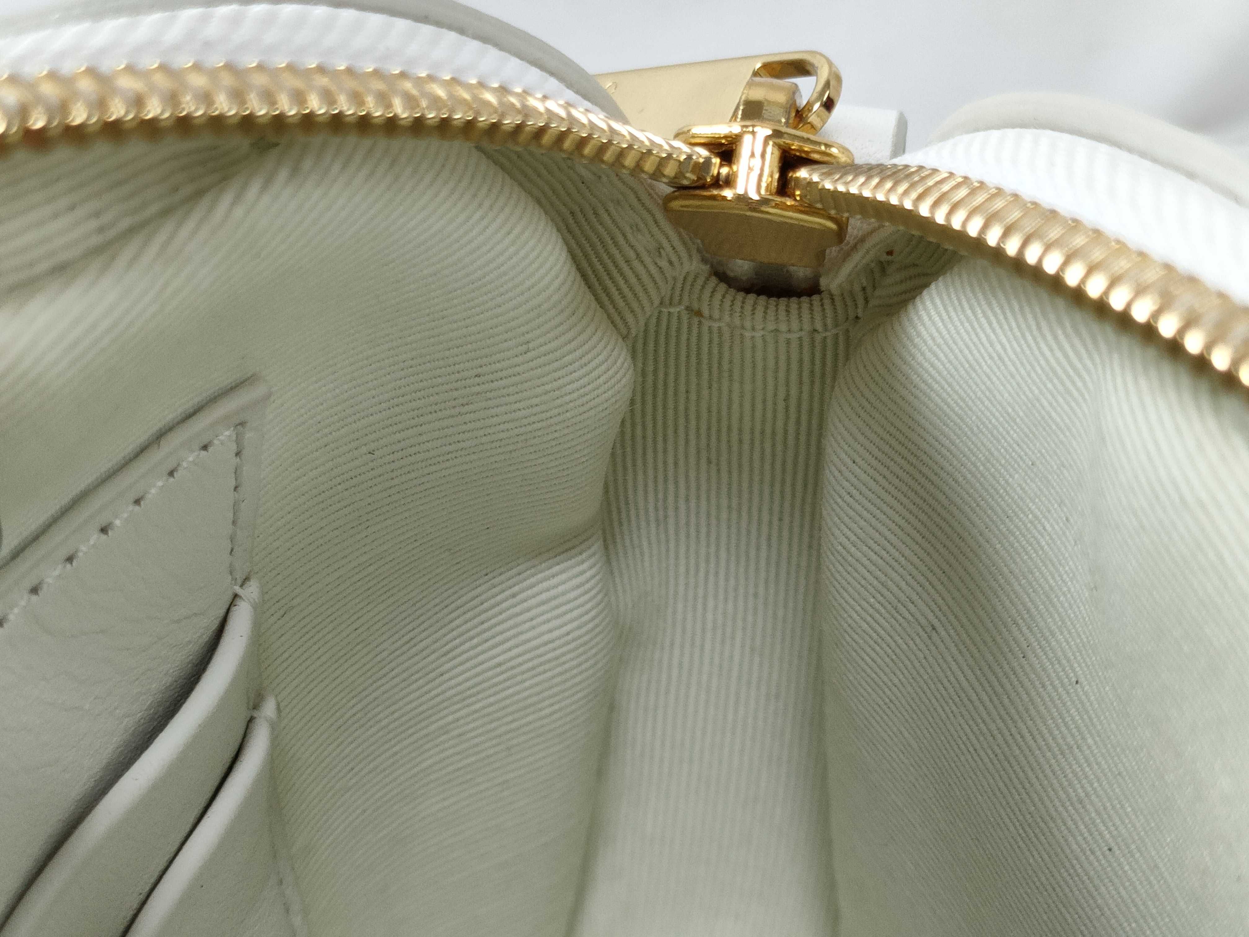 Medium Camera Bag Shoulder Bag — view 12