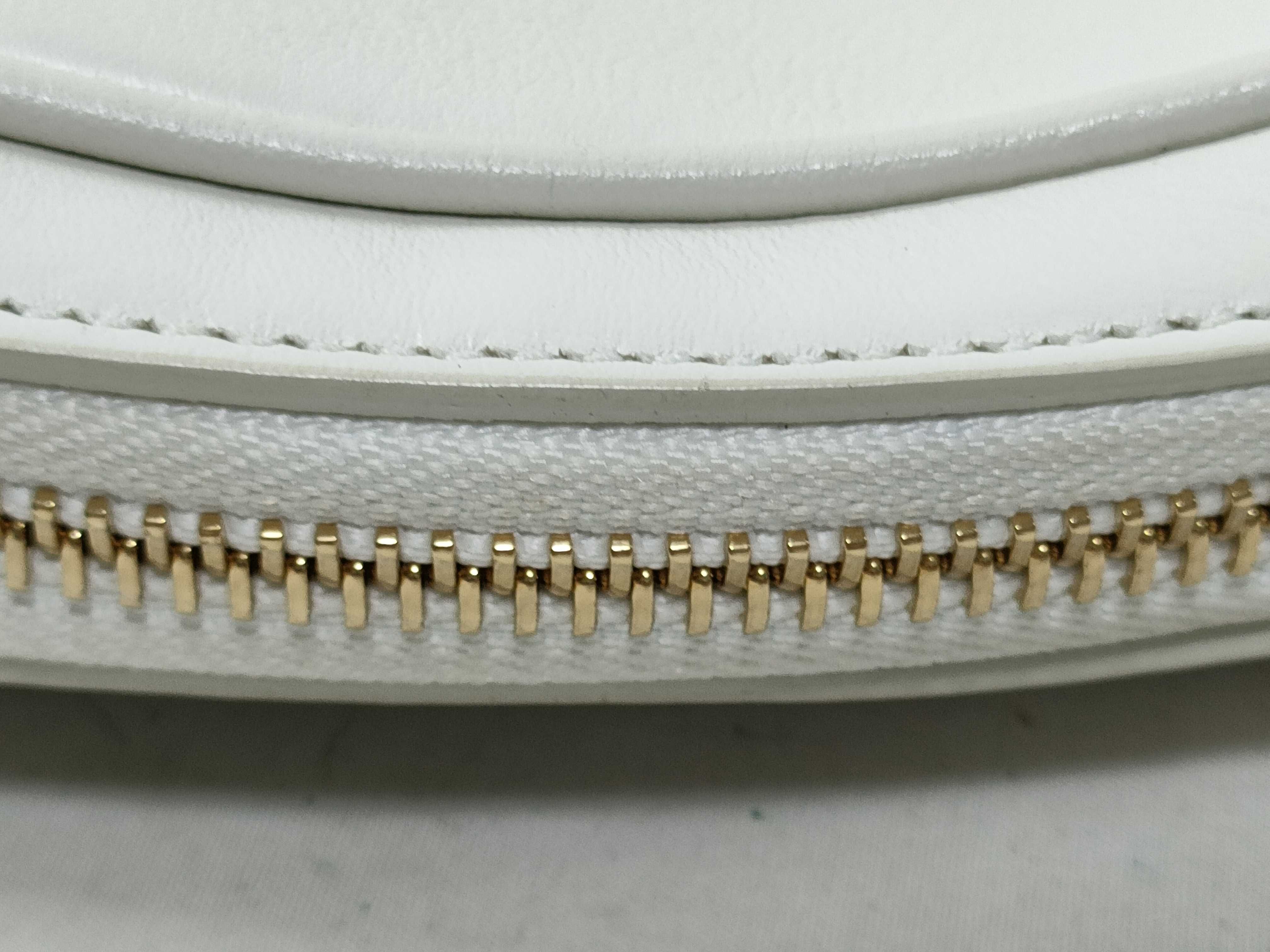 Medium Camera Bag Shoulder Bag — view 8