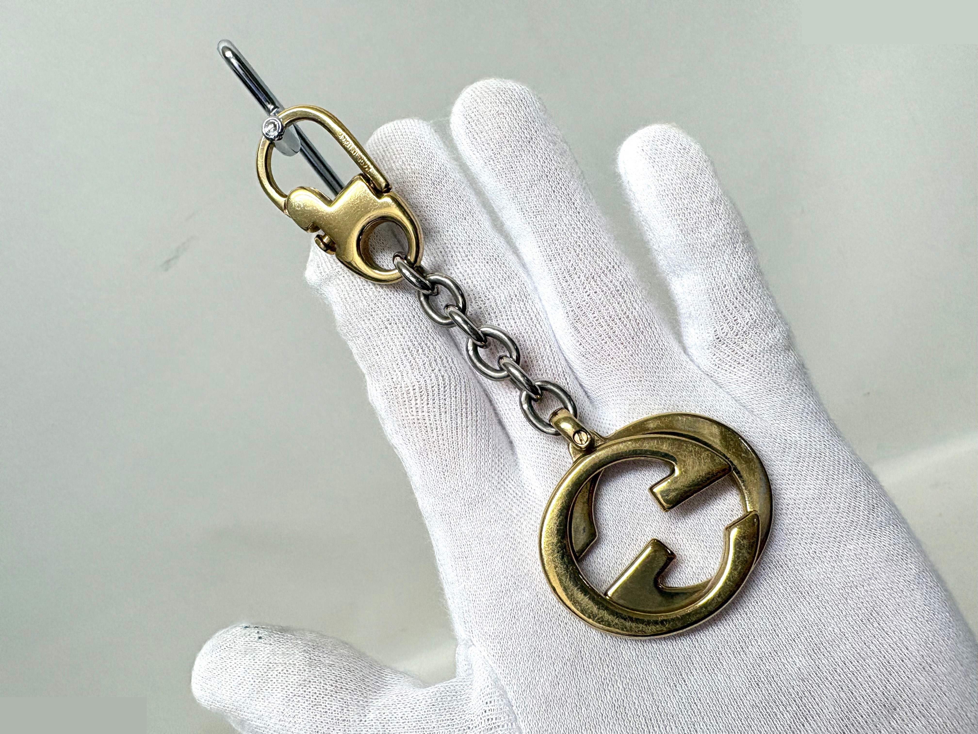 key ring — view 2