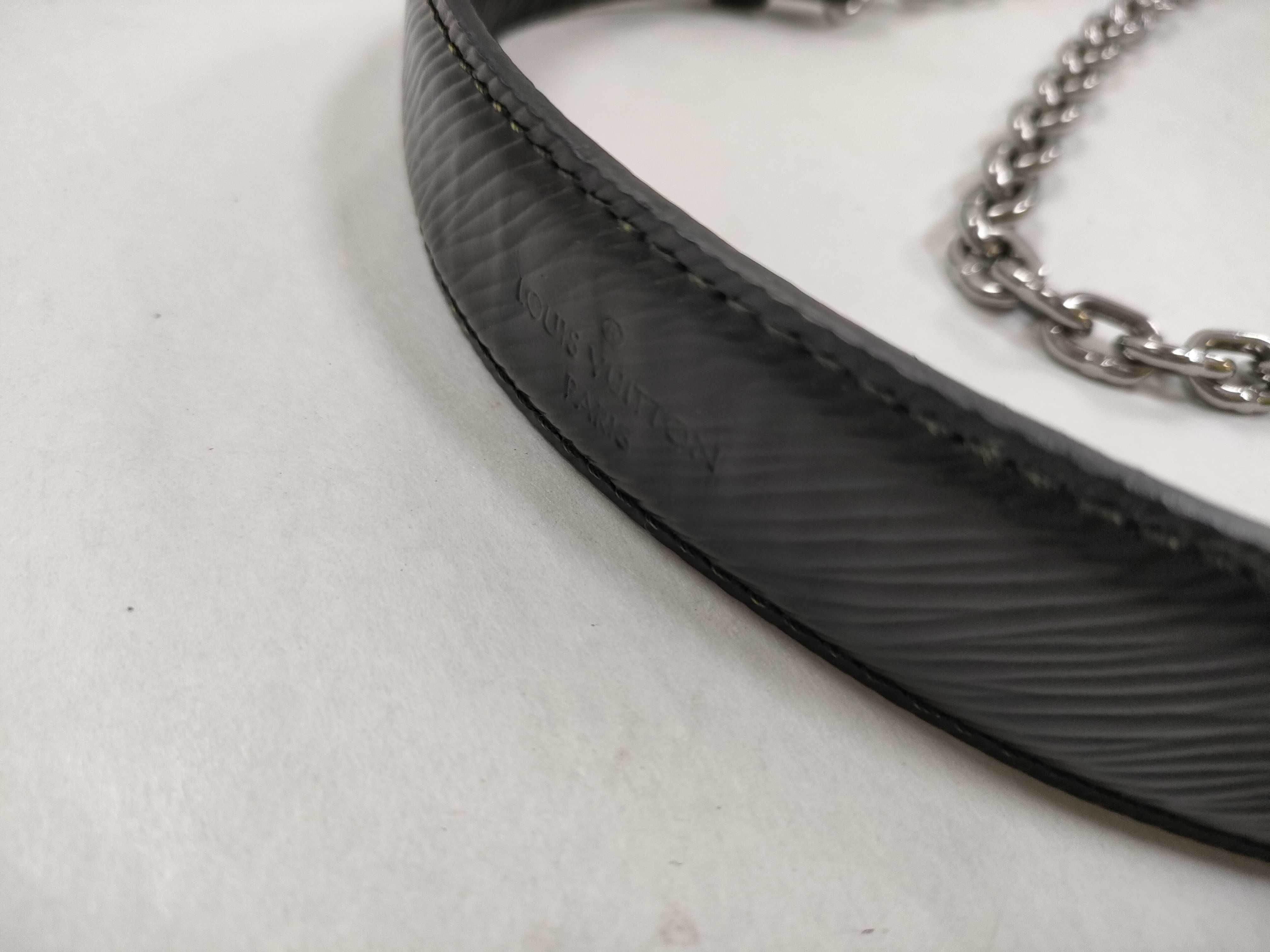 Twist Shoulder Bag — view 4