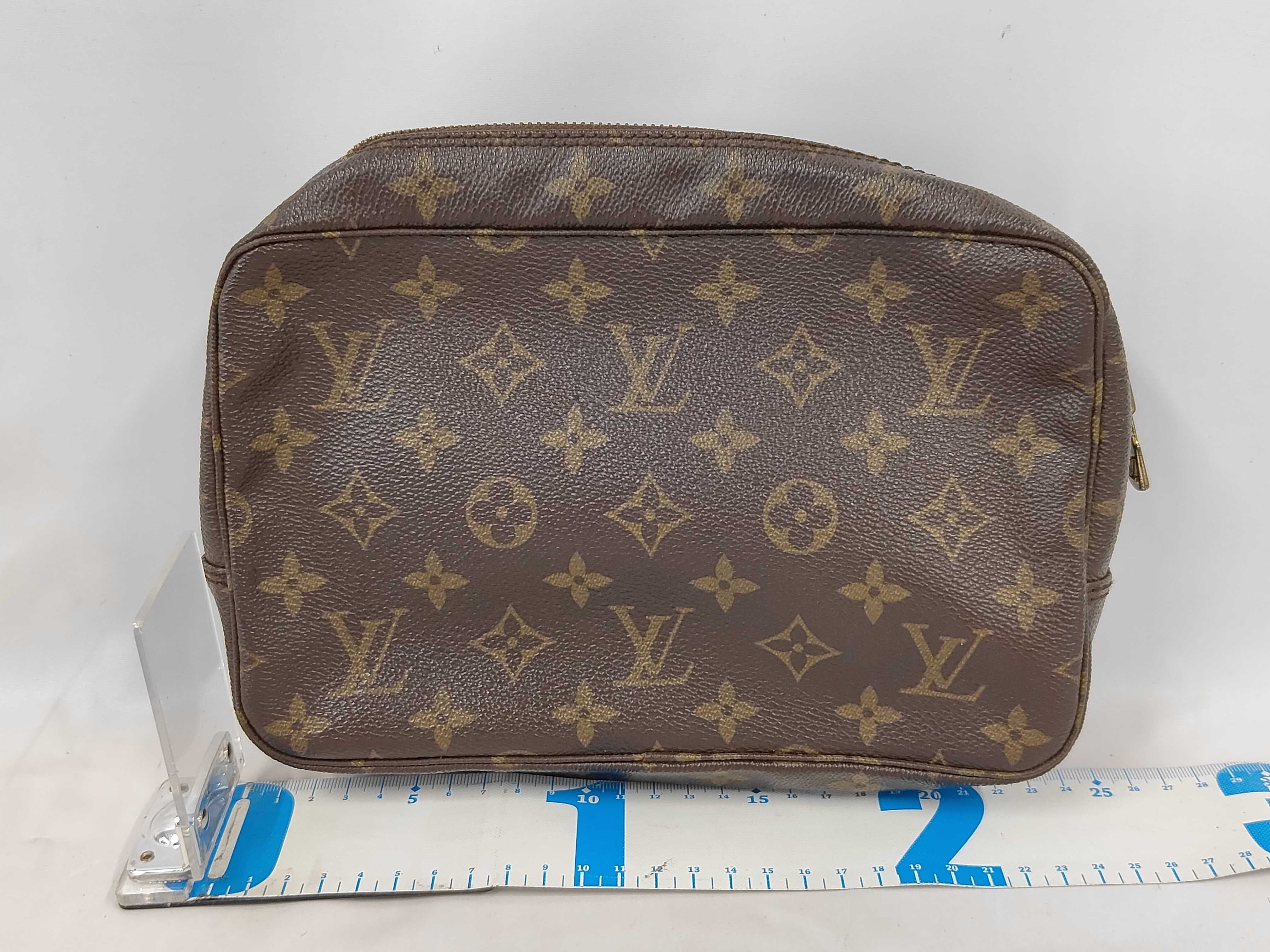Monogram M47524 Monogram Trousse Toilette 23 Second Bag — view 2