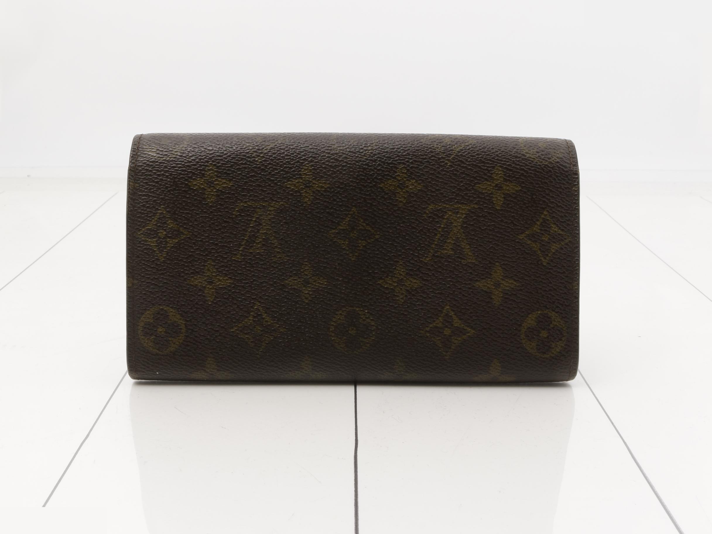 Monogram Pochette Portemonnaie Credit Bi-fold Long Wallet — view 2