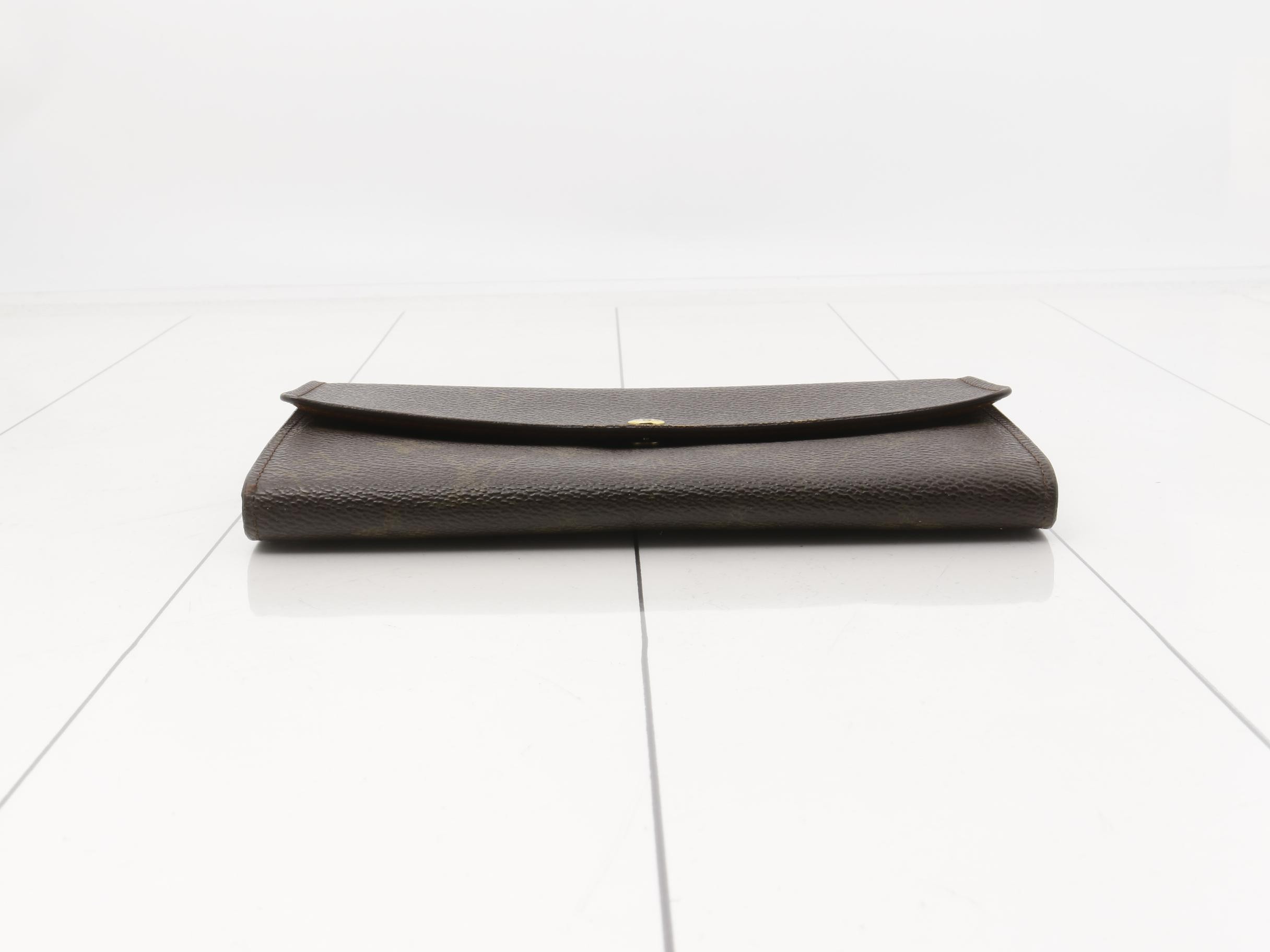 Monogram Pochette Portemonnaie Credit Bi-fold Long Wallet — view 3