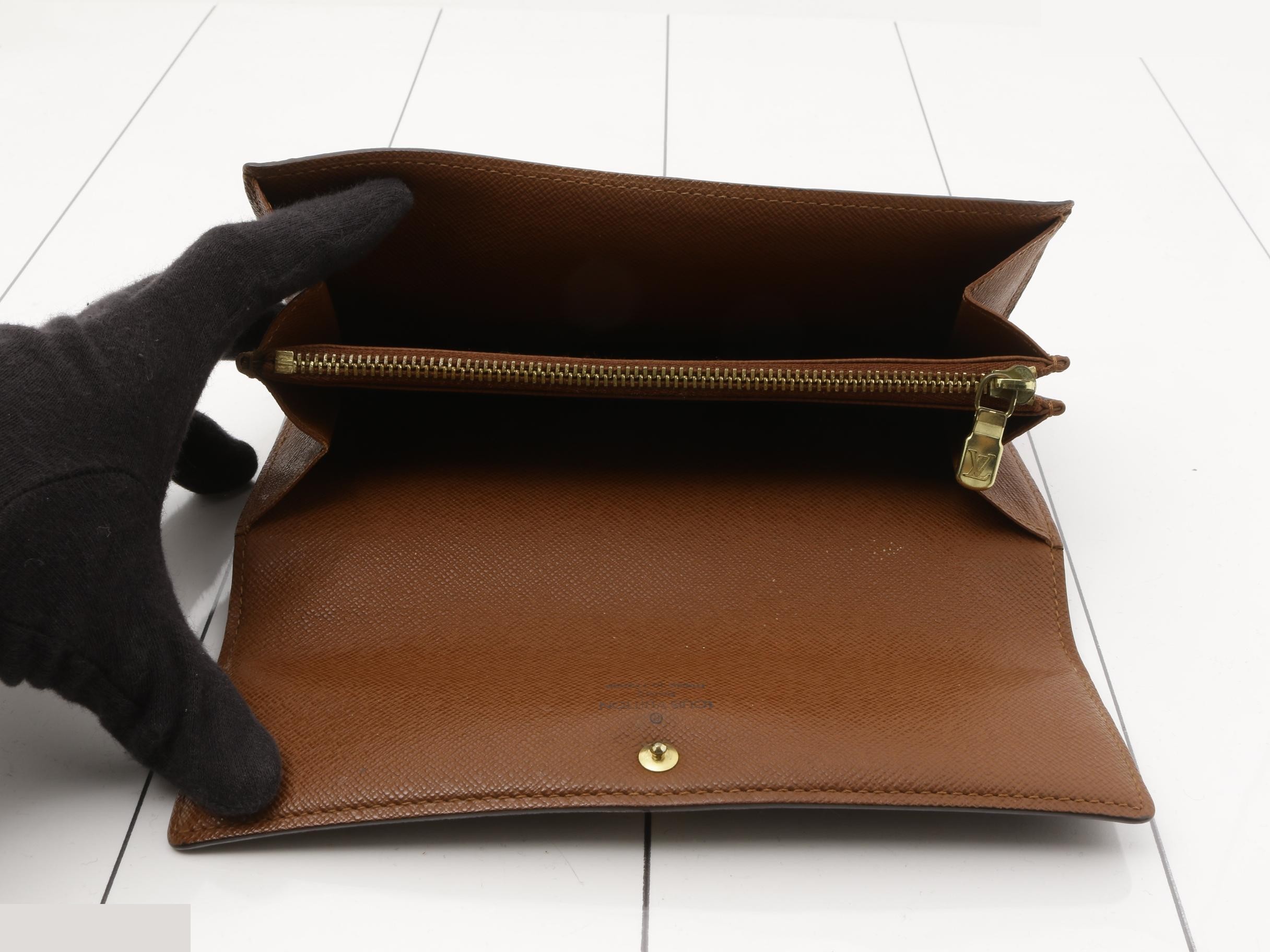Monogram Pochette Portemonnaie Credit Bi-fold Long Wallet — view 4