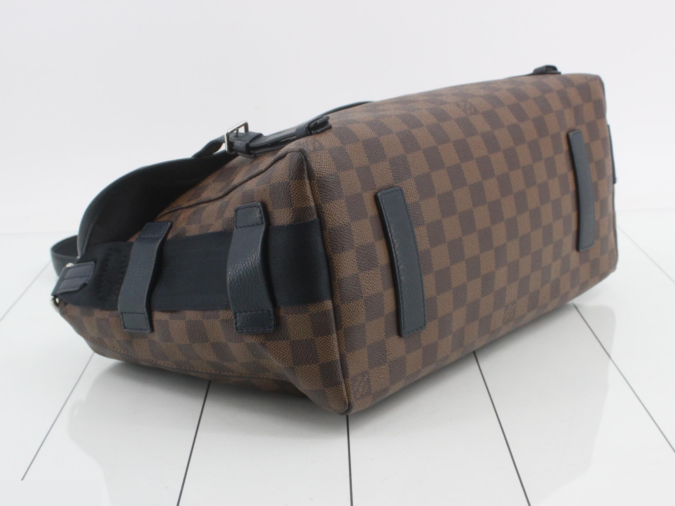 Damier Bouzas — view 5